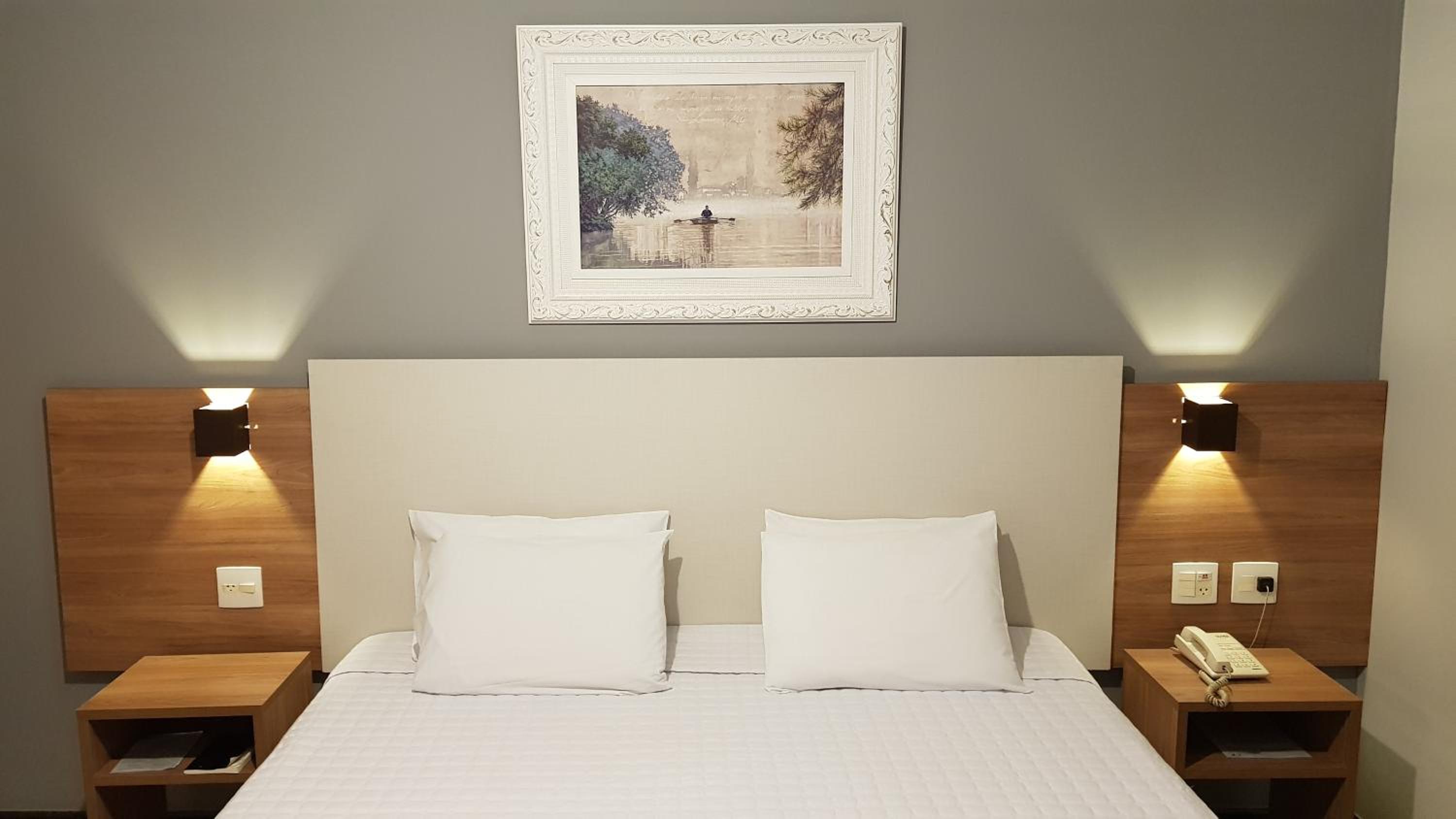 Standard Double or Twin Room photo 1