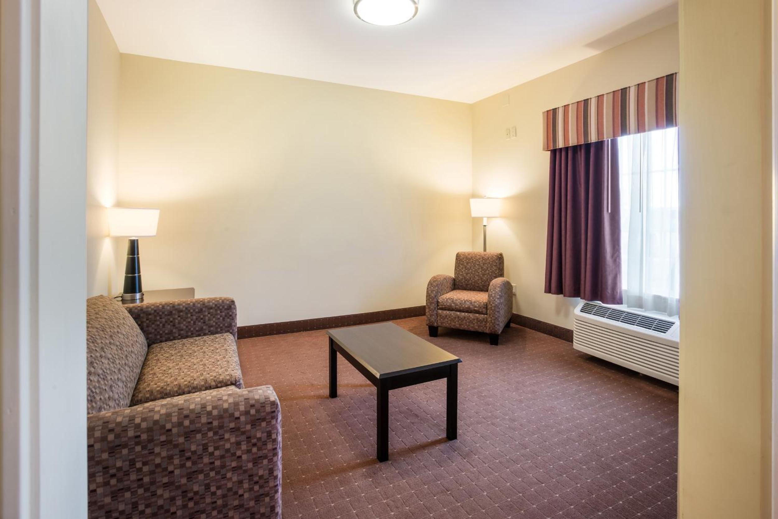 King Room - Non-Smoking - Photo 1