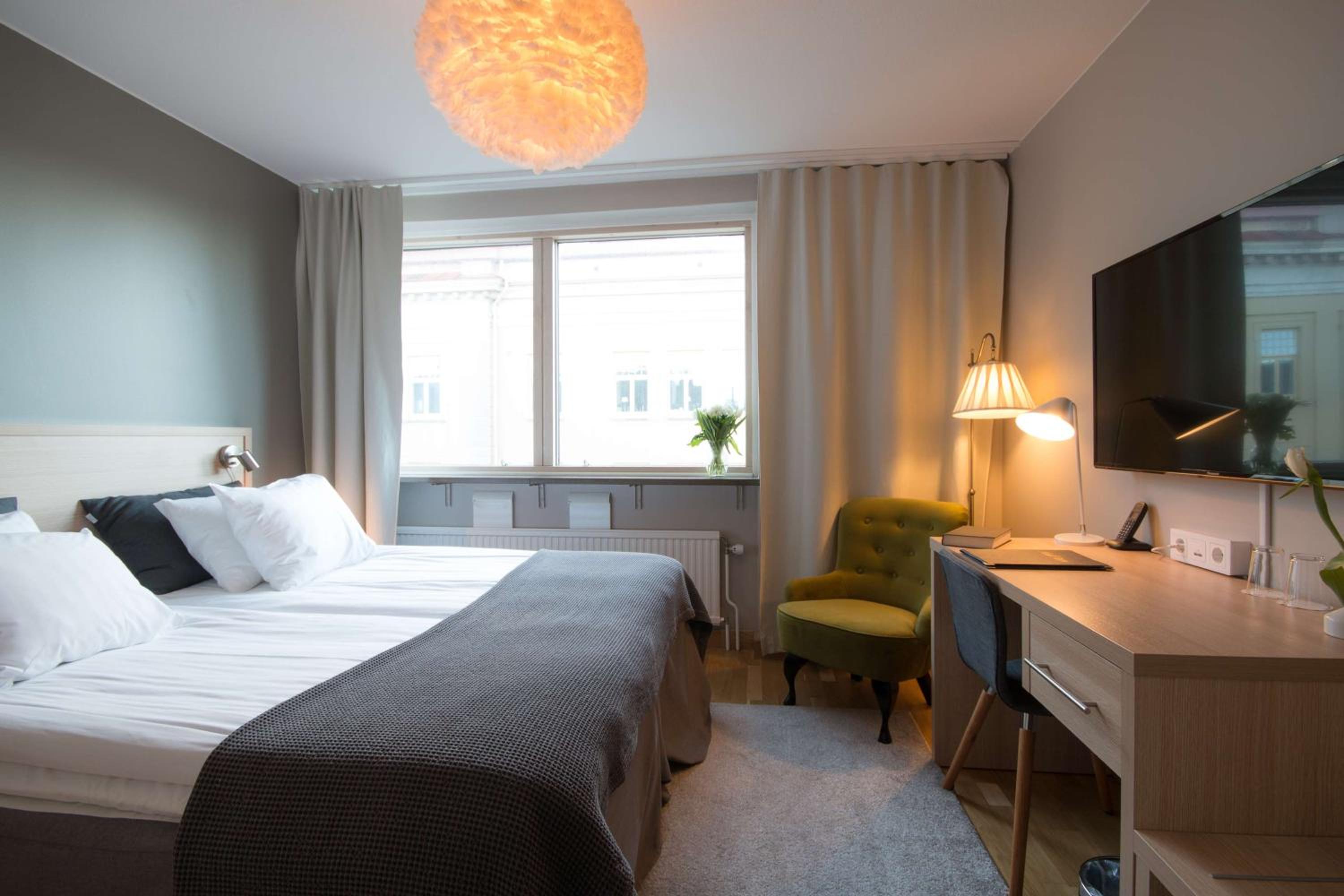 Standard Twin Room - Photo 12