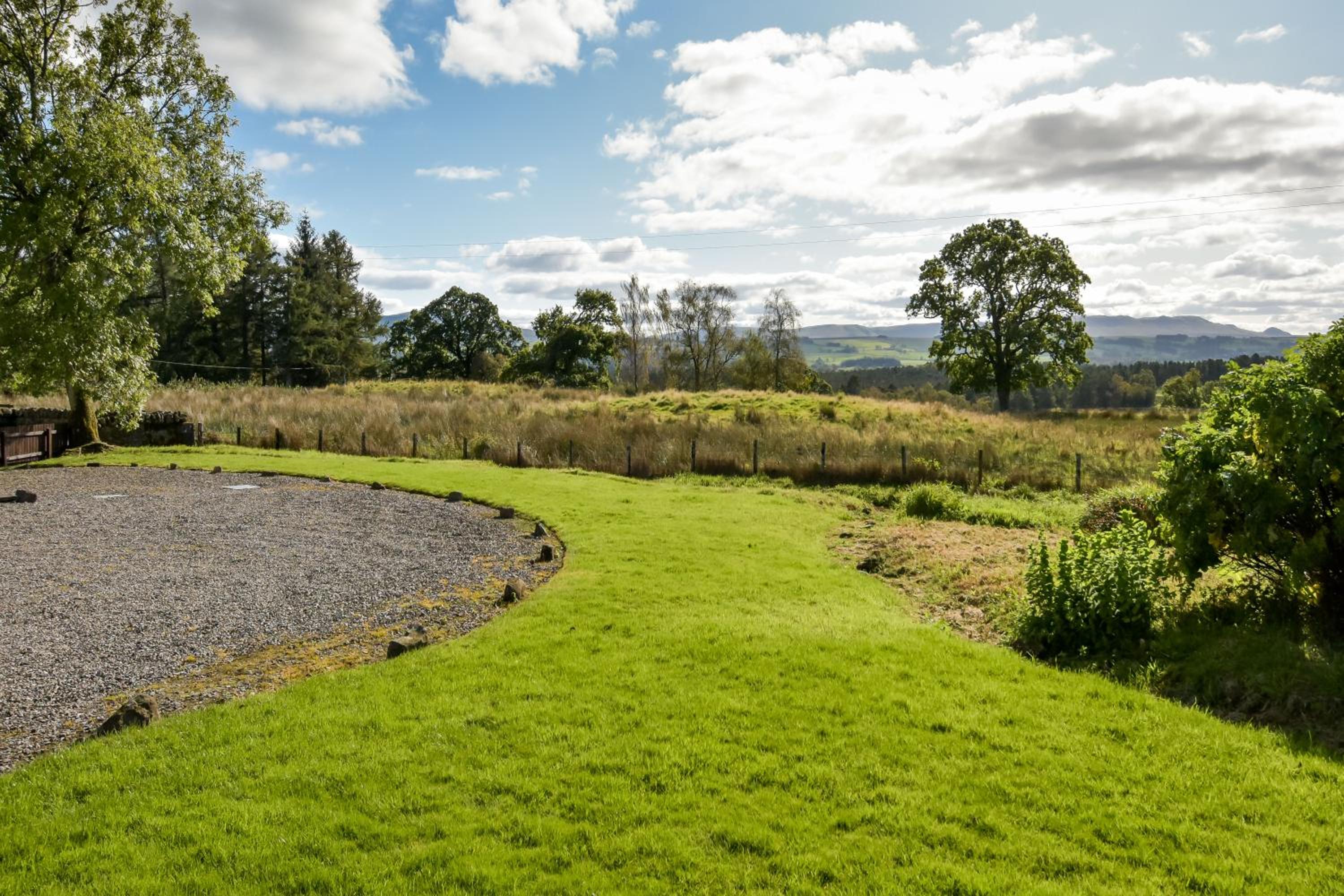 Holiday Home - Ash photo 2