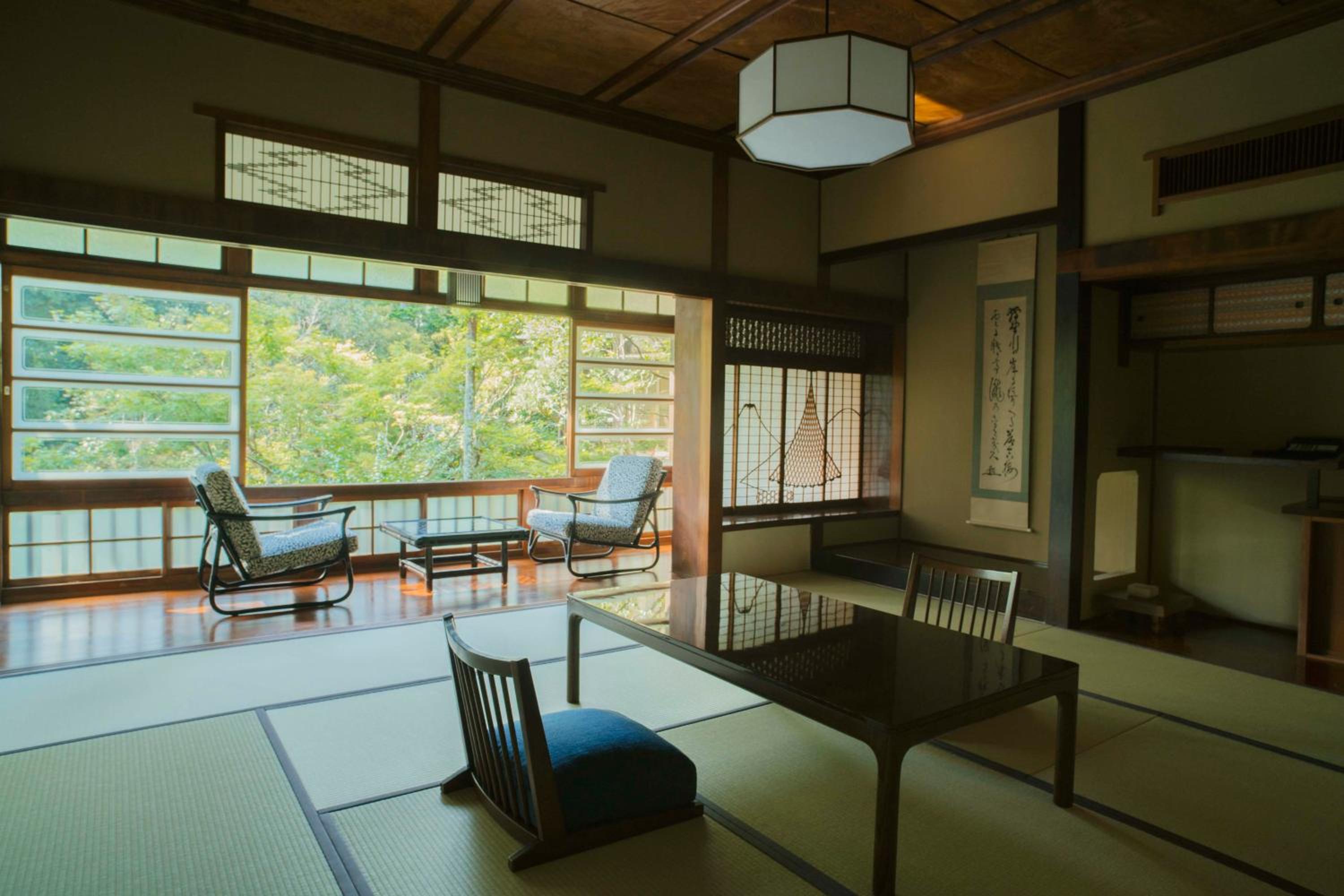 TSUYUKUSA Japanese-Style Room with Garden View