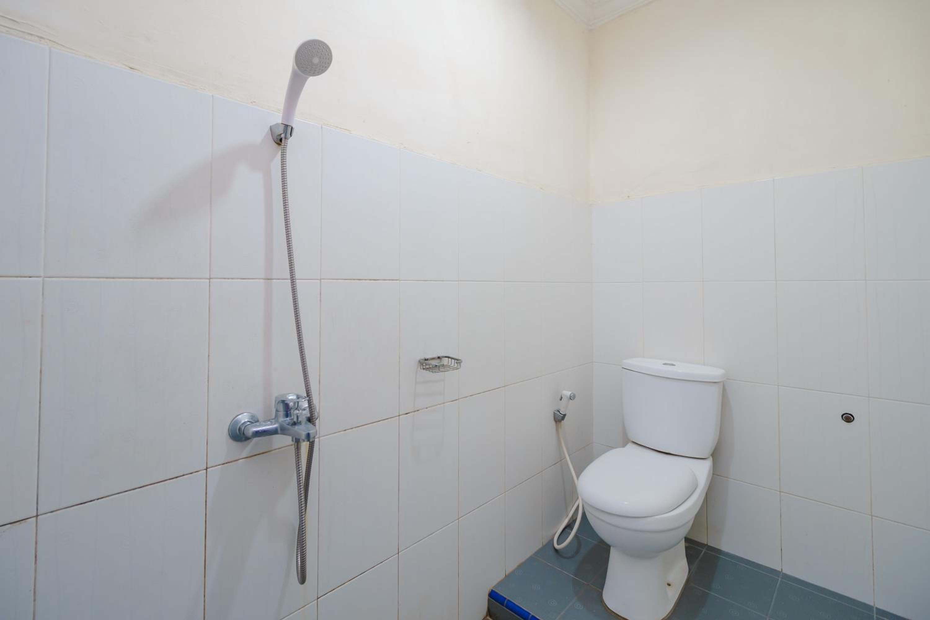 Double Room - Photo 2