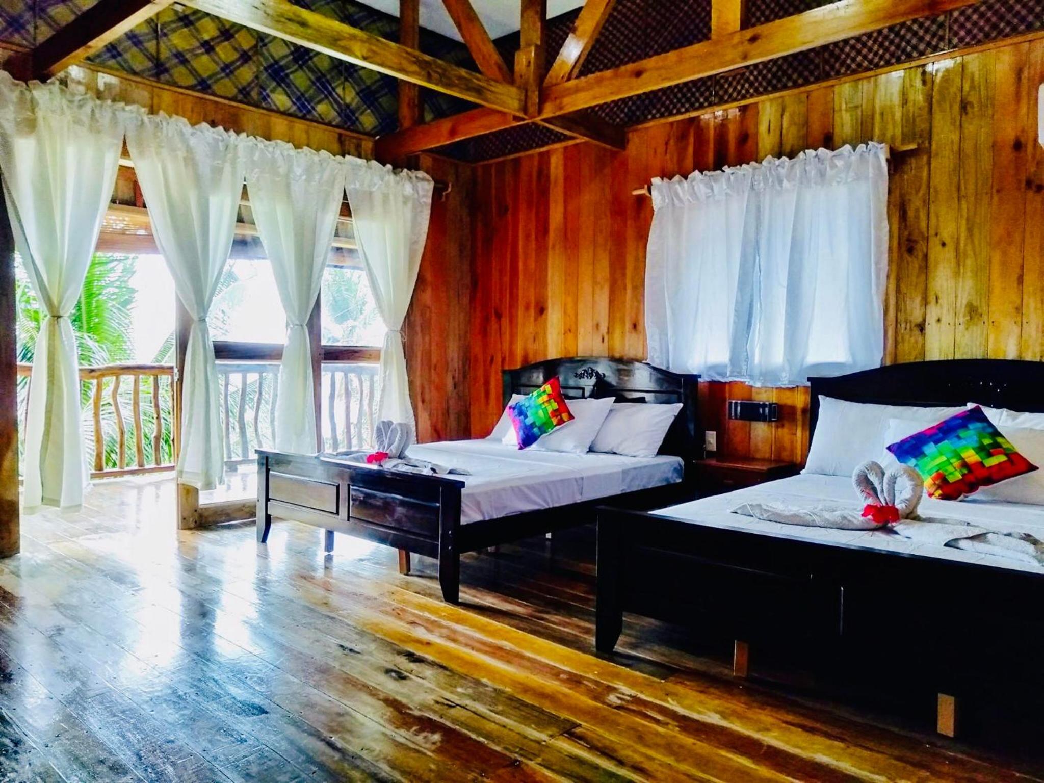 Superior Suite with Ocean View - Photo 11