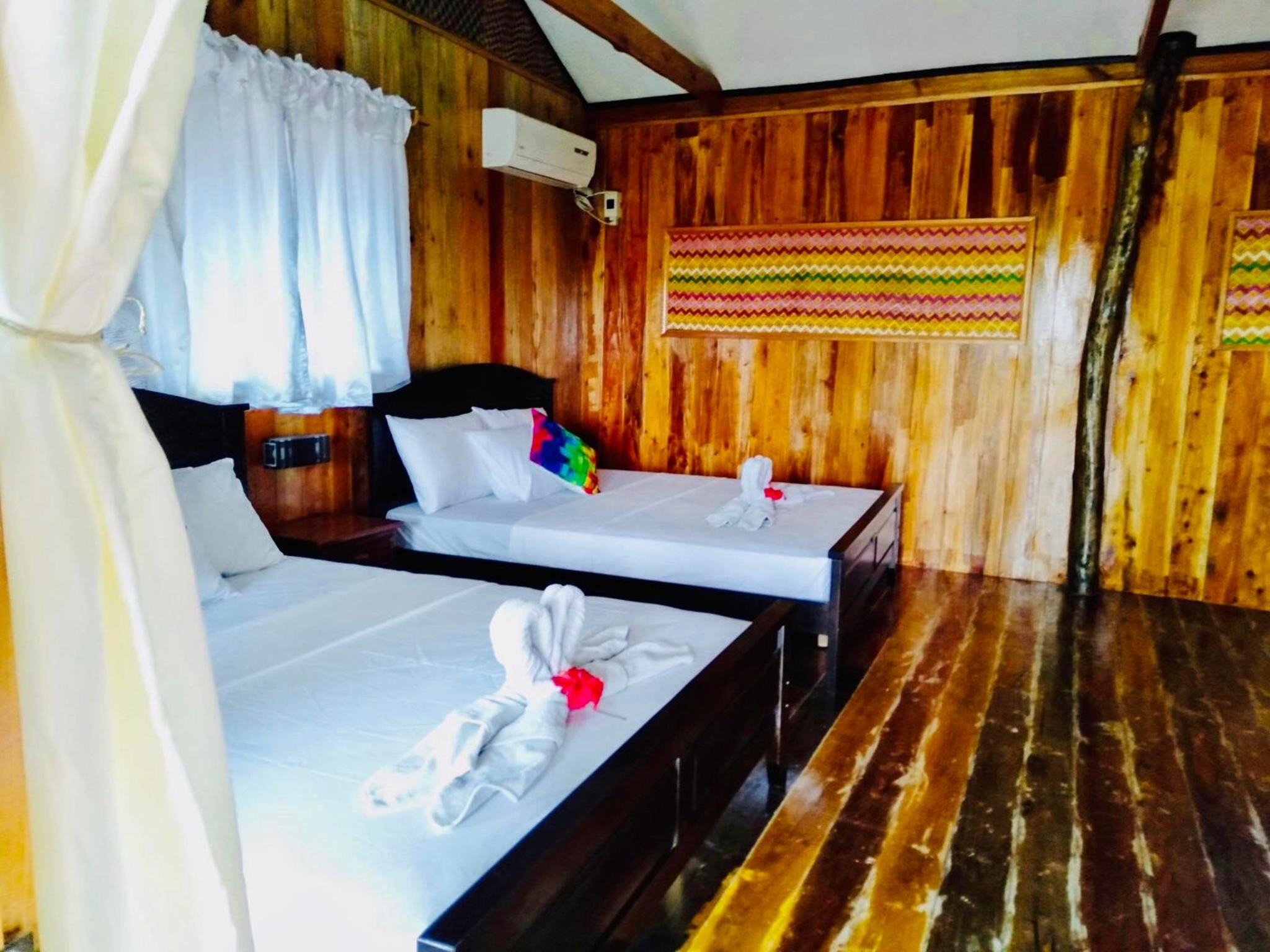 Superior Suite with Ocean View - Photo 9