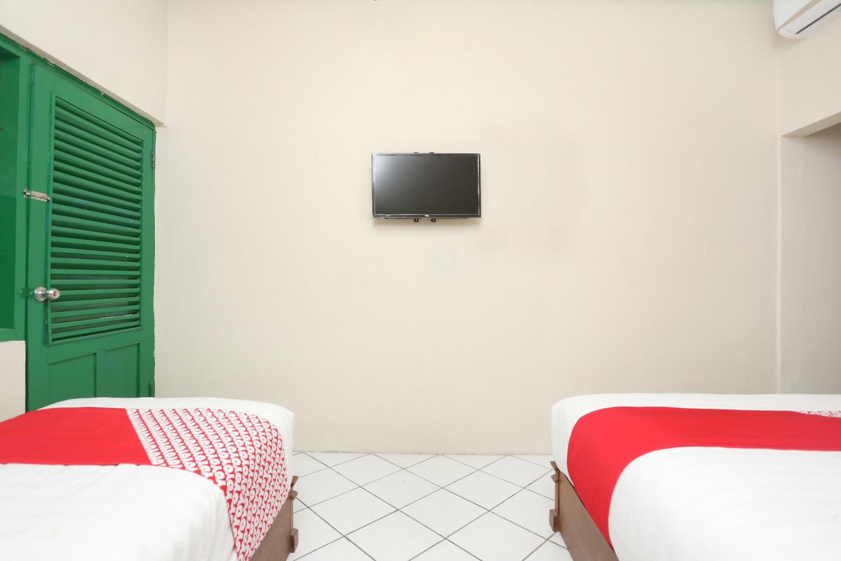 Superior Suite - Photo 3