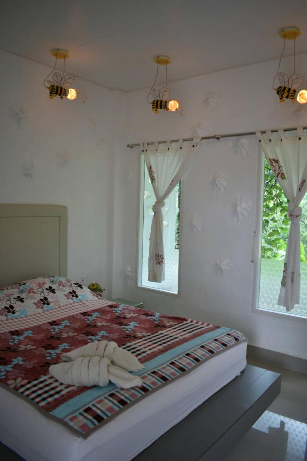 Standard Queen Room photo 3