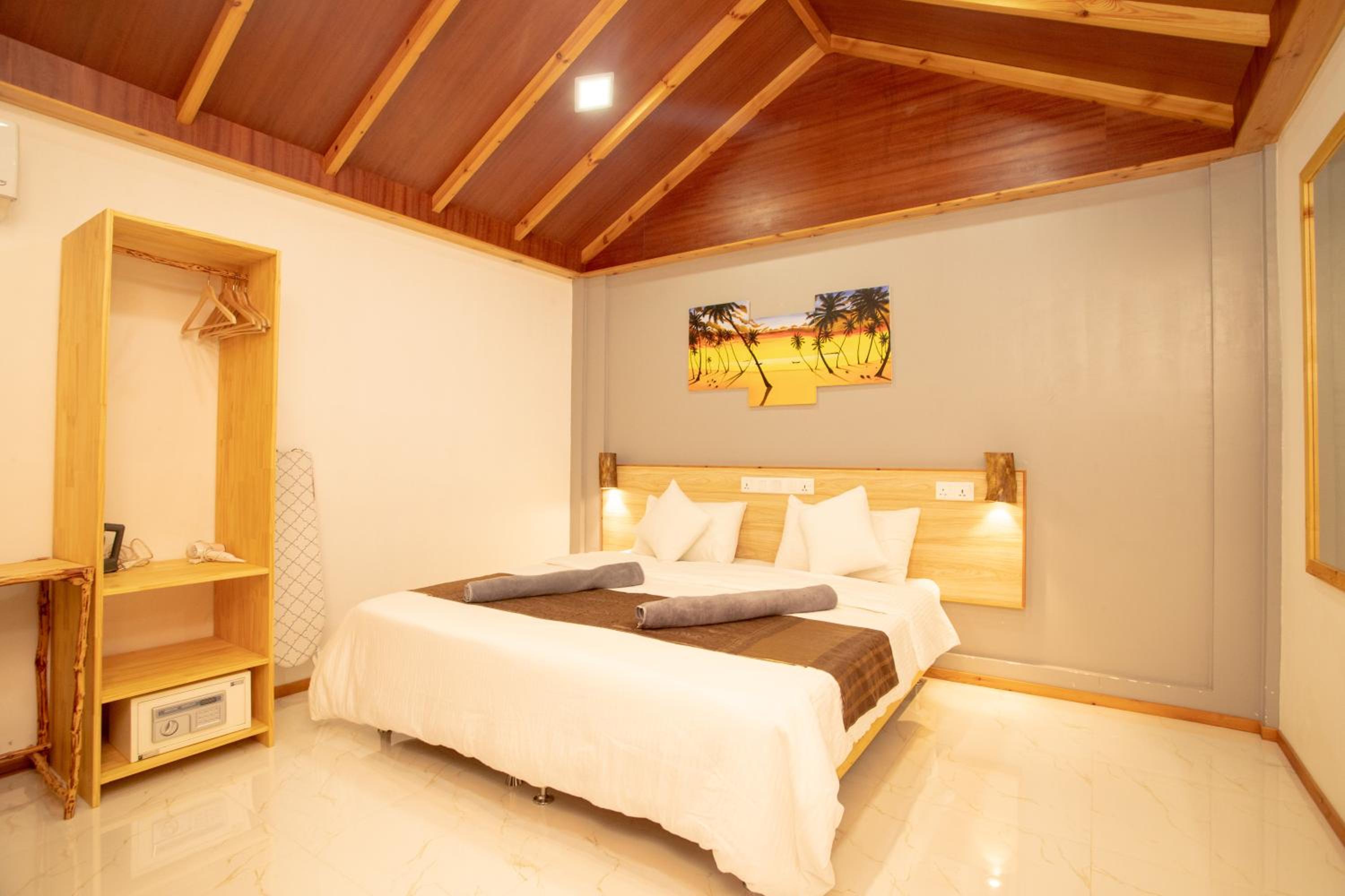 Double Room - Photo 3