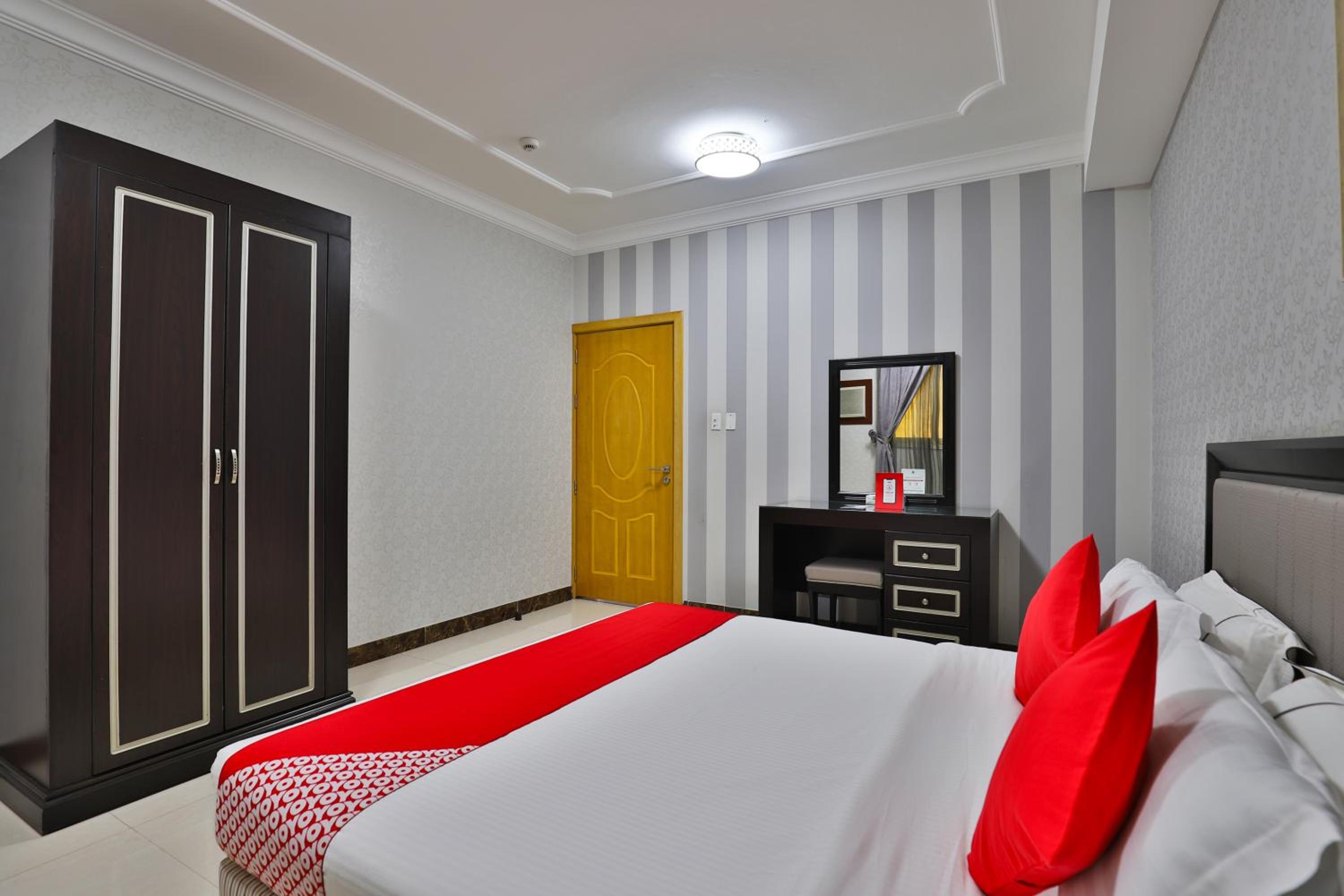 One-Bedroom Deluxe Apartment - Photo 1