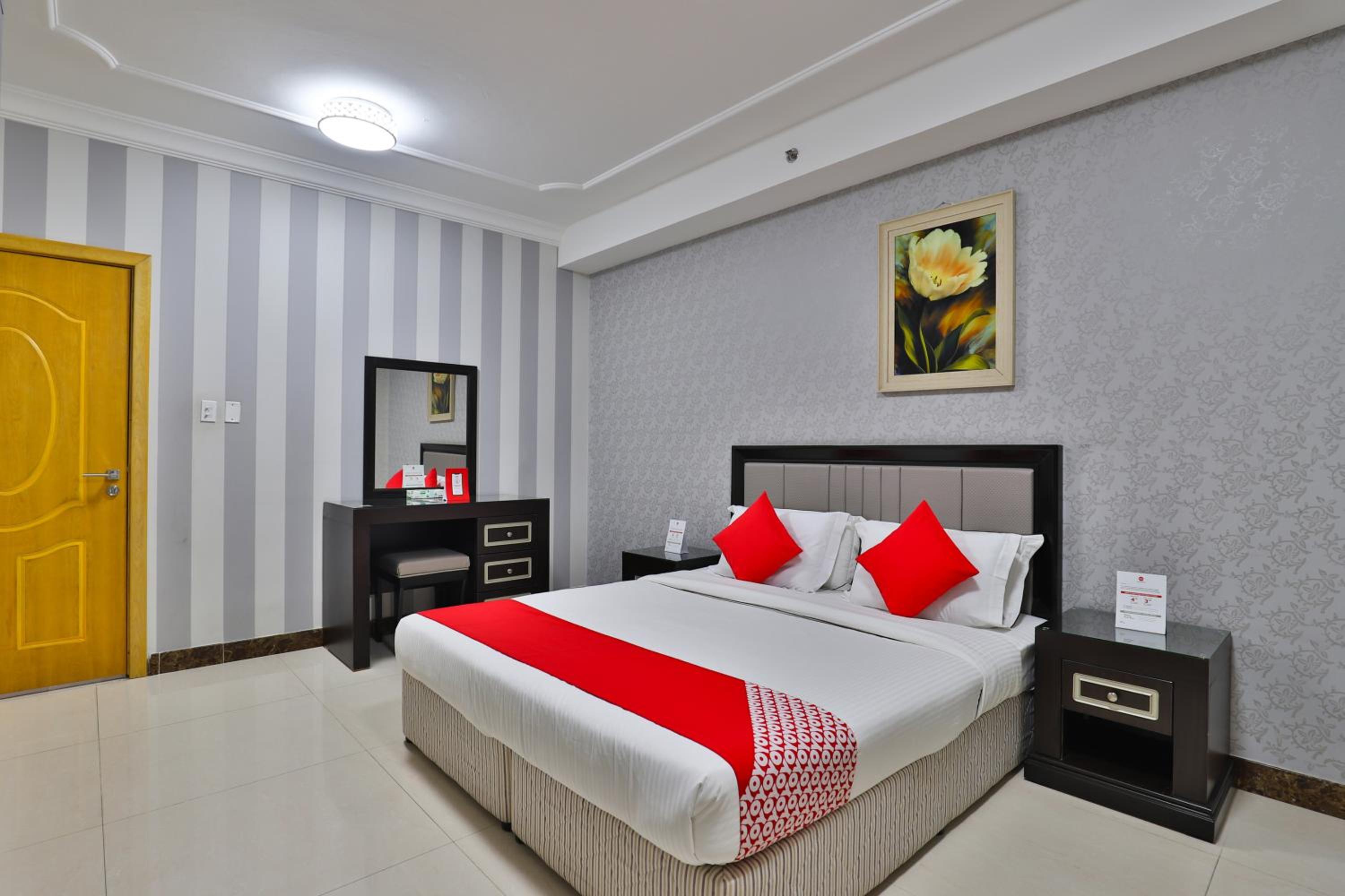 One-Bedroom Deluxe Apartment - Photo 6