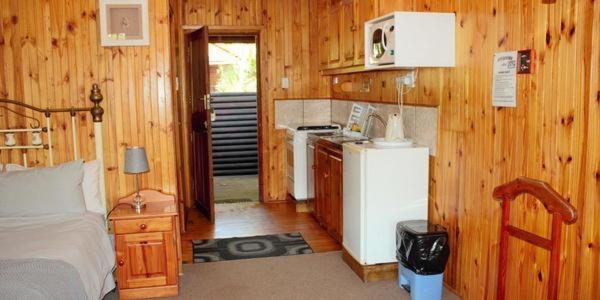 Family Room - Photo 3