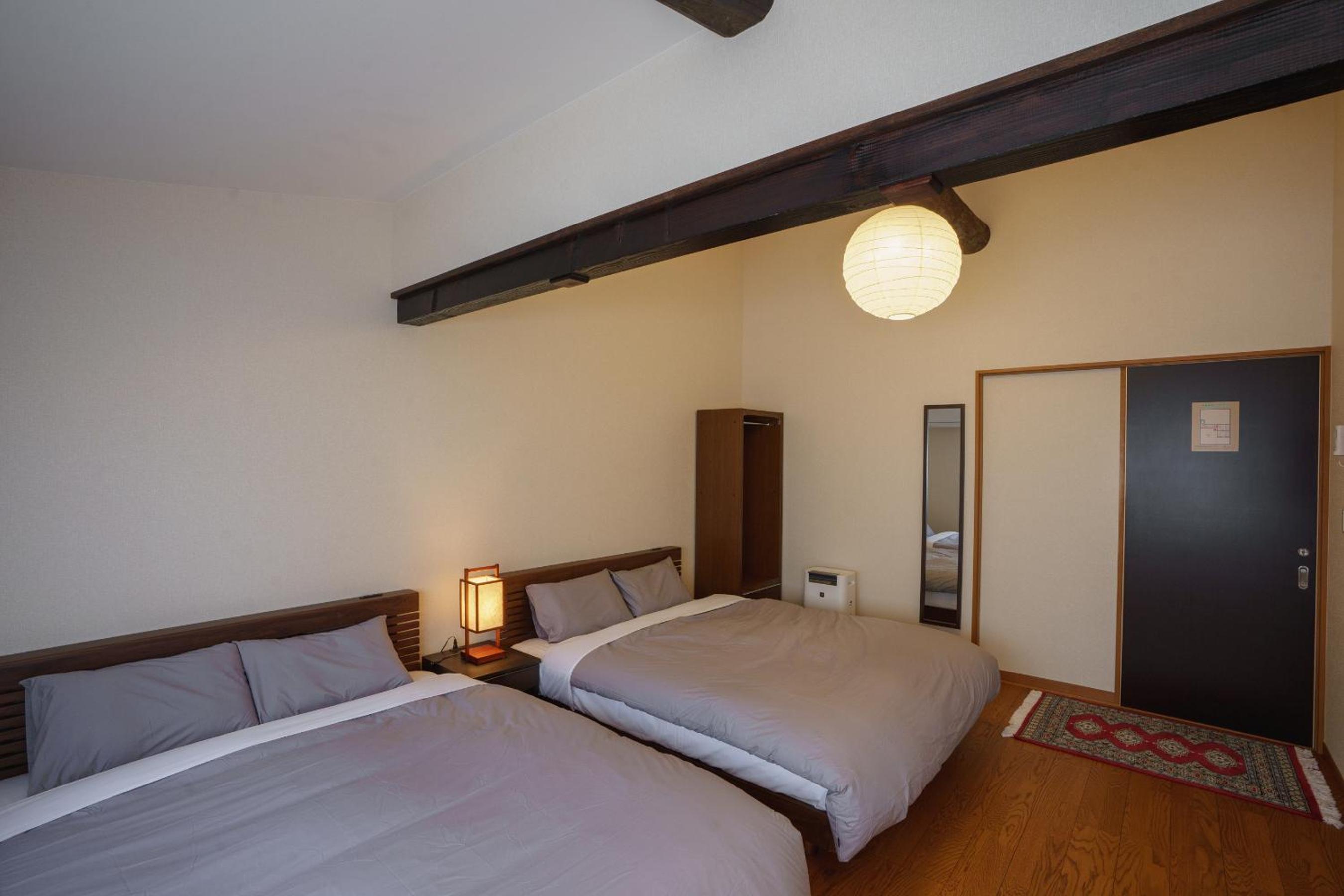 Twin Room with Private Bathroom