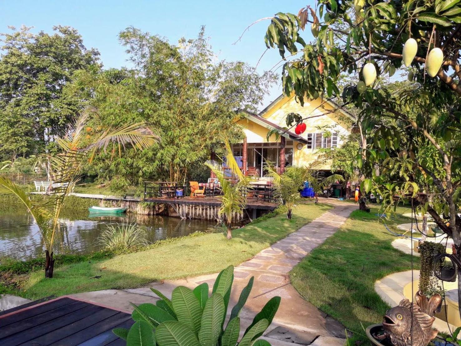 Bungalow - Water Front  - Photo 2