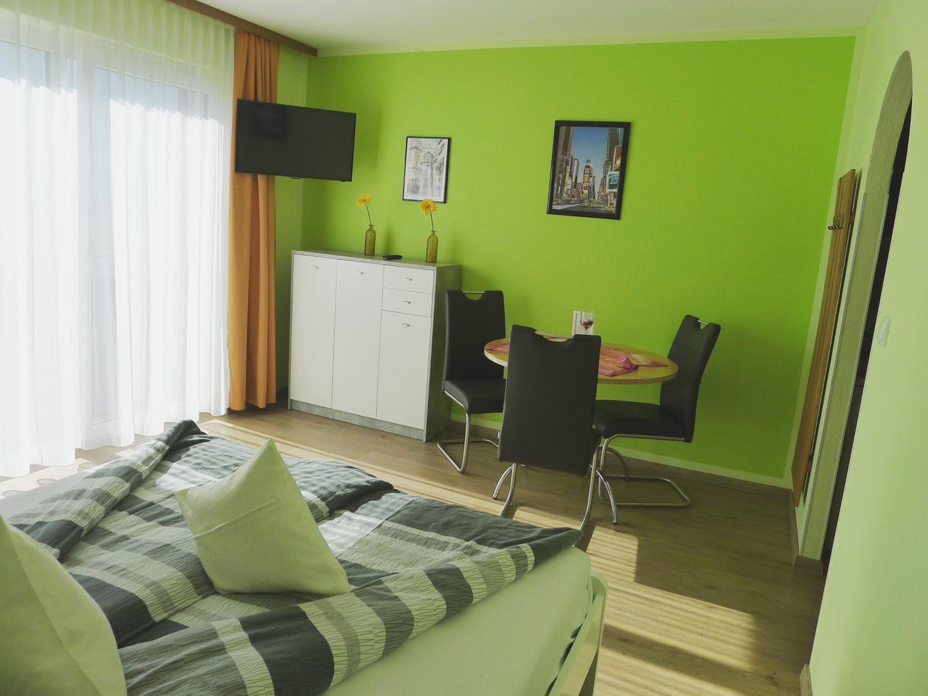 Comfort Studio with Balcony and Mountain View photo 1