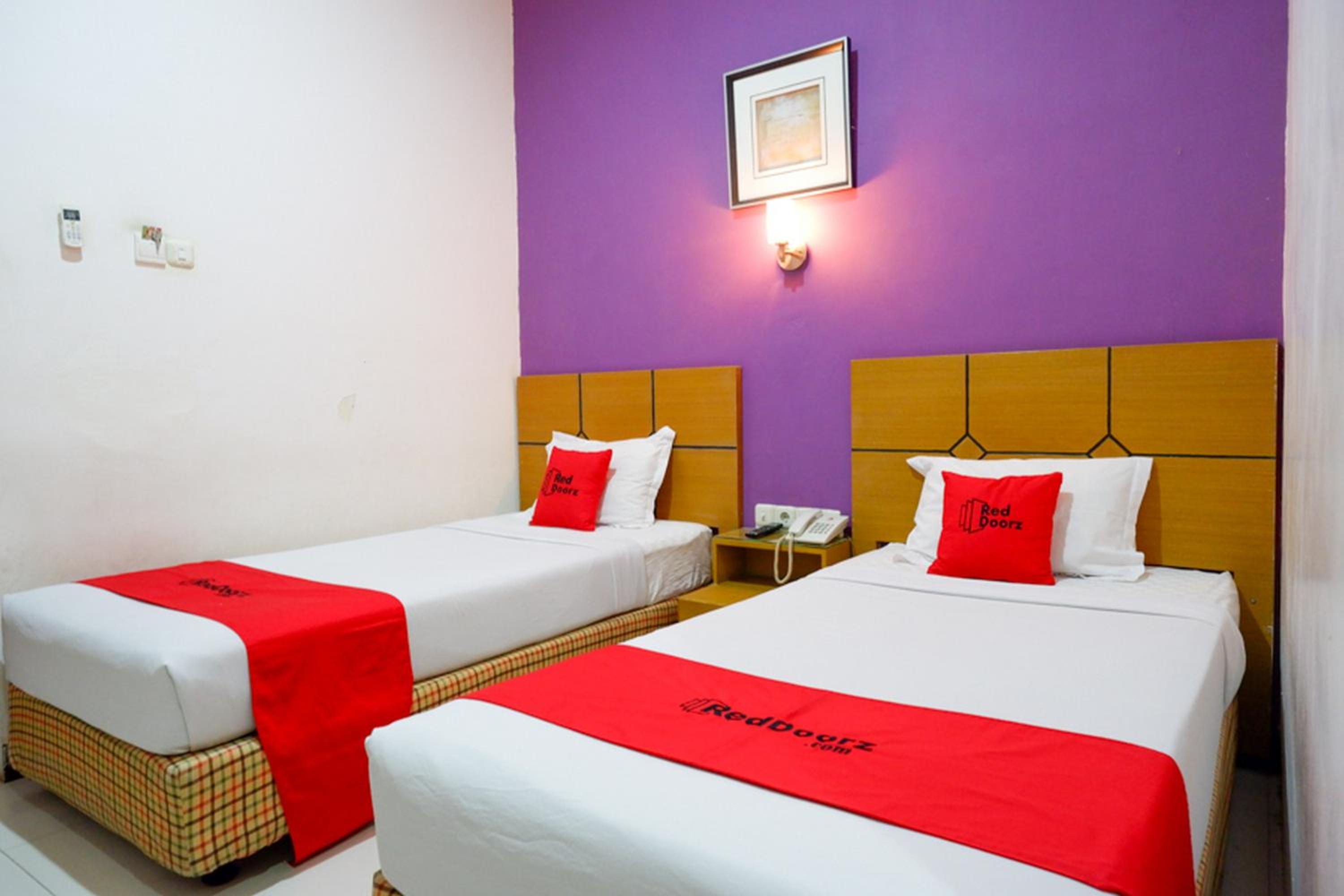 Twin Room - Photo 1