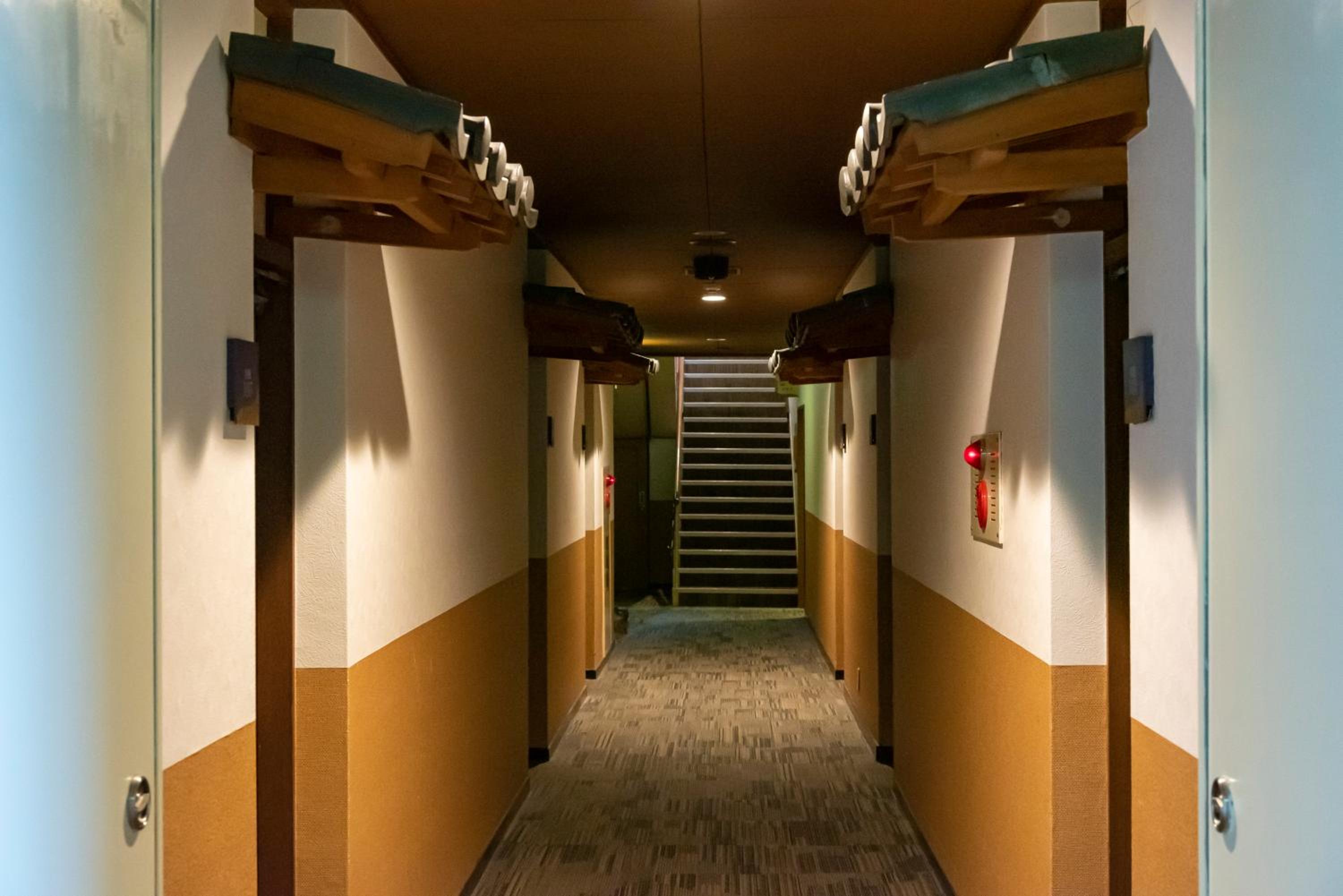 Quadruple Room with Shared Bathroom photo 3