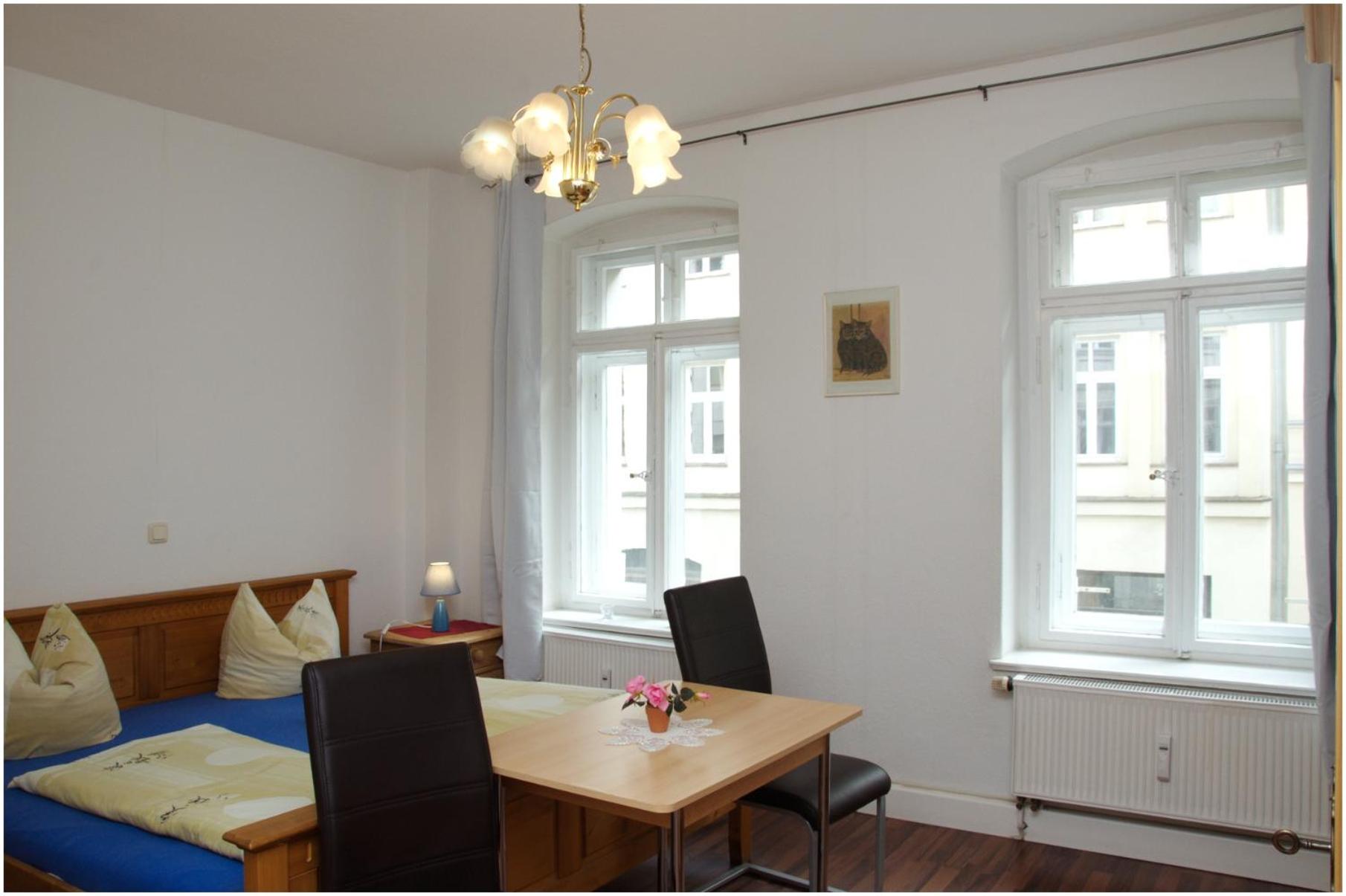 Large Double Room photo 1