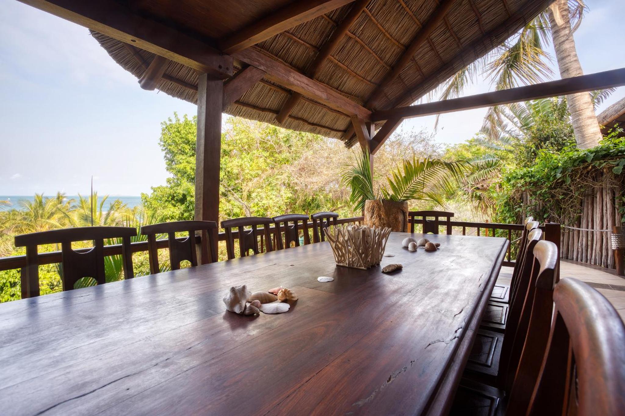 Balcony & Terrace