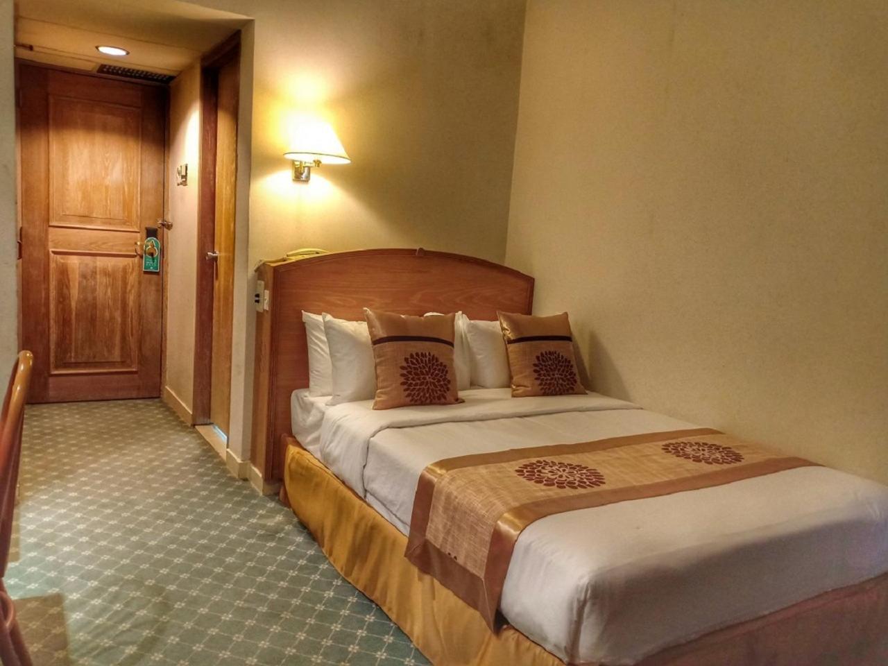Deluxe Double Room photo 3
