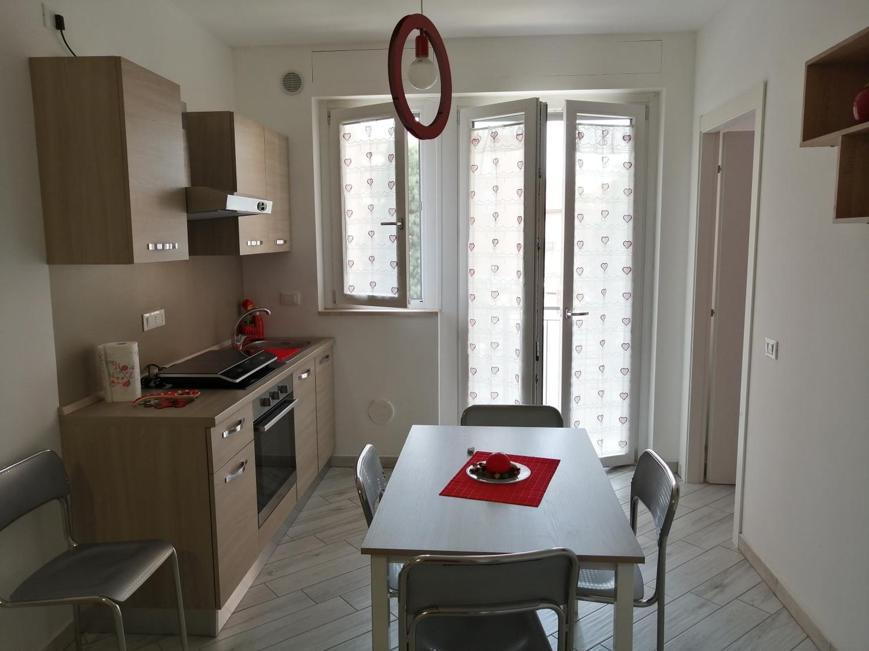 One-Bedroom Apartment - Photo 7
