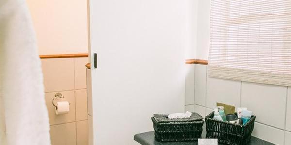Single Room - Photo 2