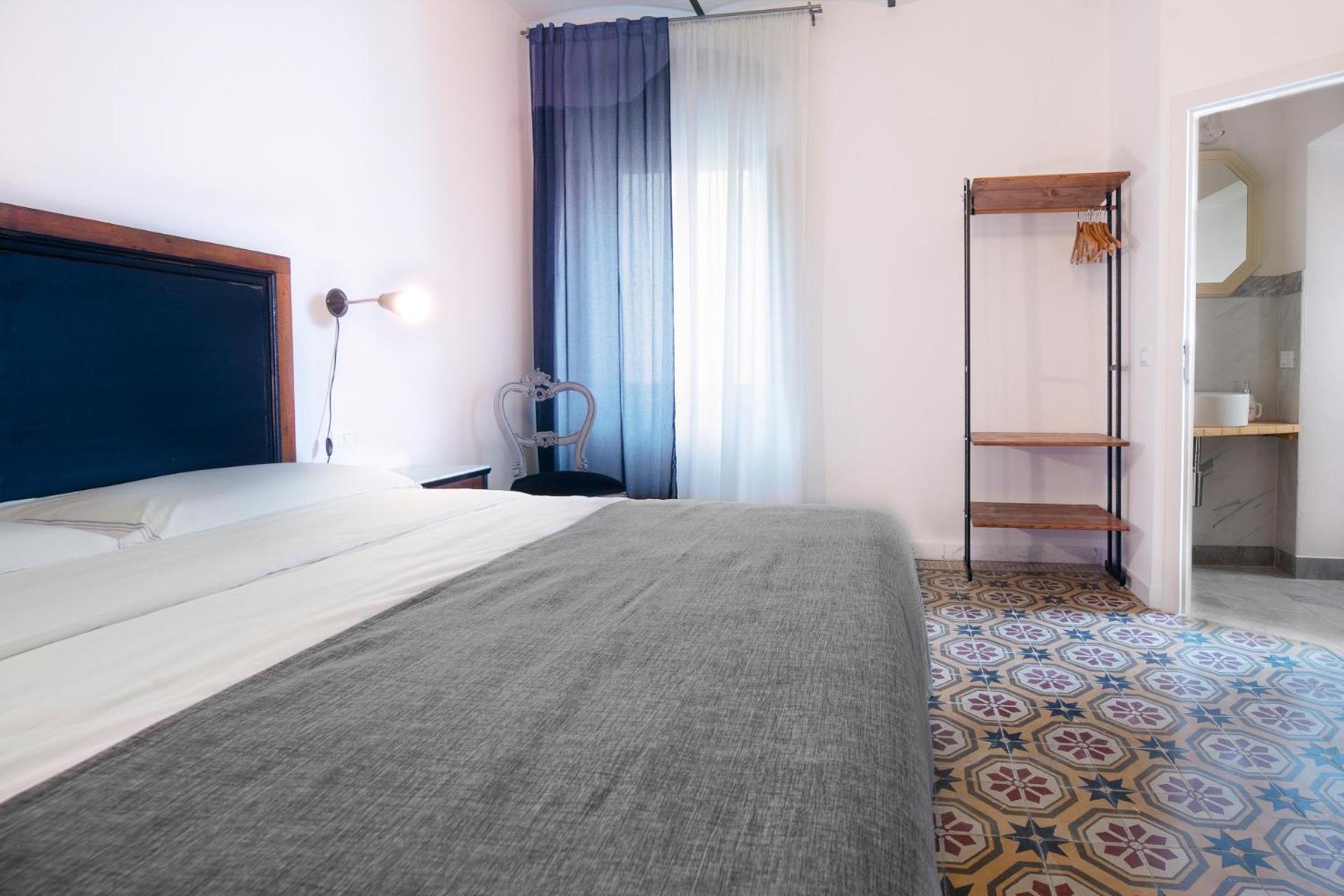 Deluxe Double or Twin Room With Extra Bed photo 3