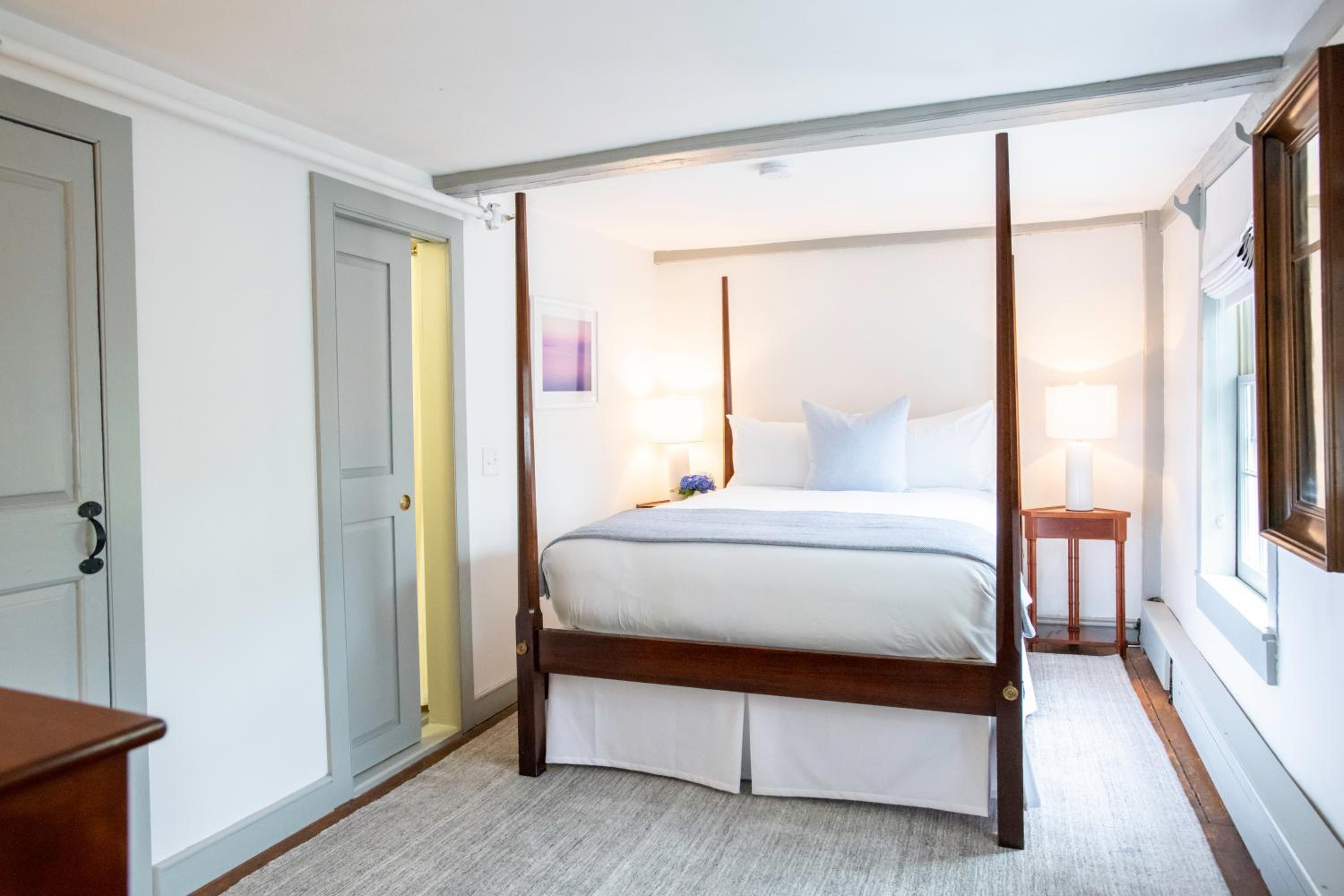 Deluxe Queen Room photo 1