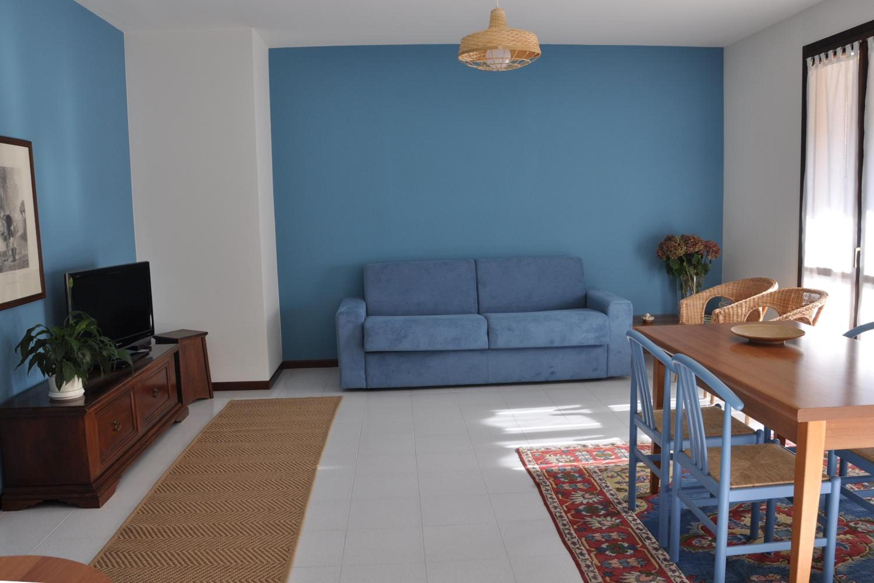 Apartment - Photo 1
