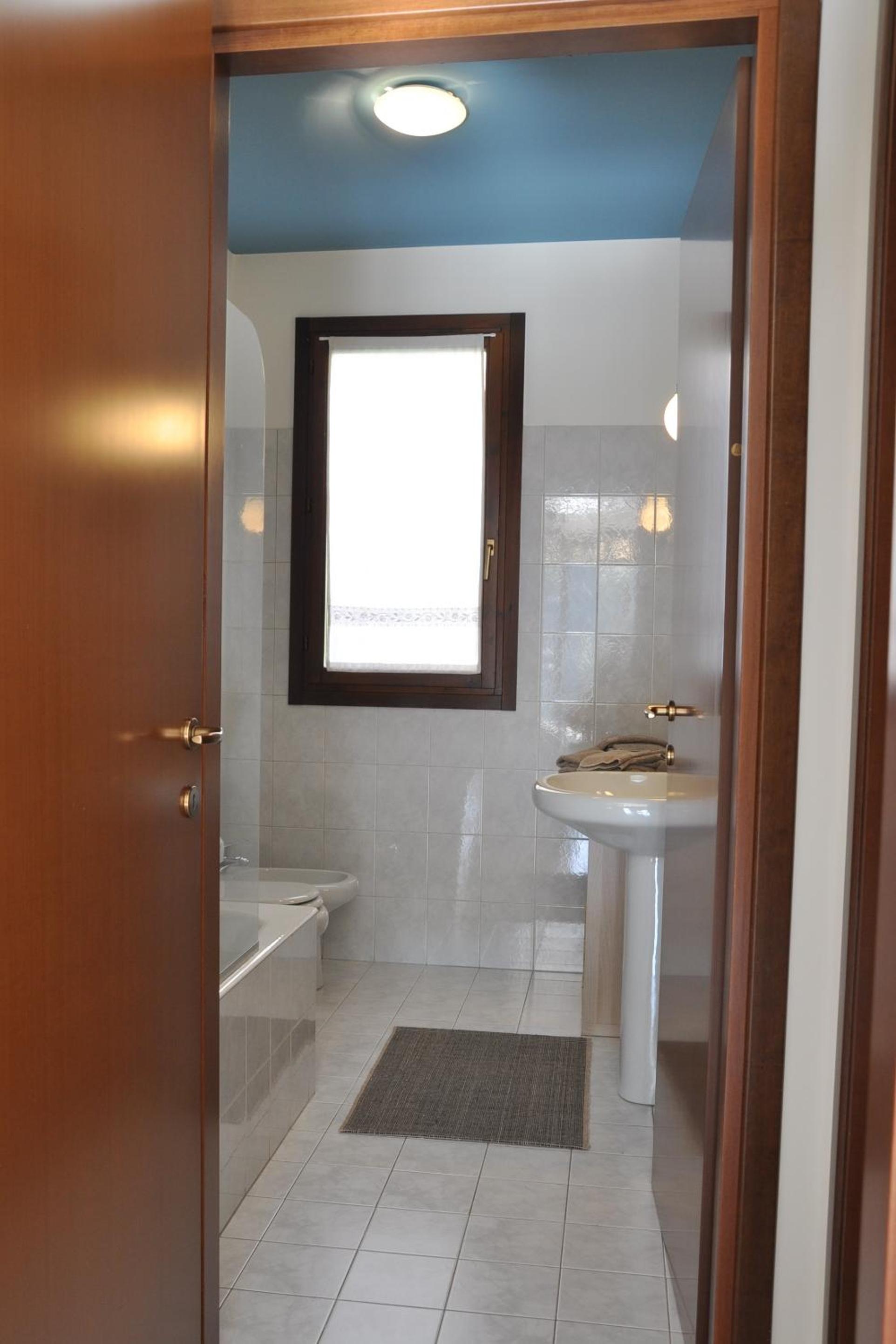 Apartment - Photo 22