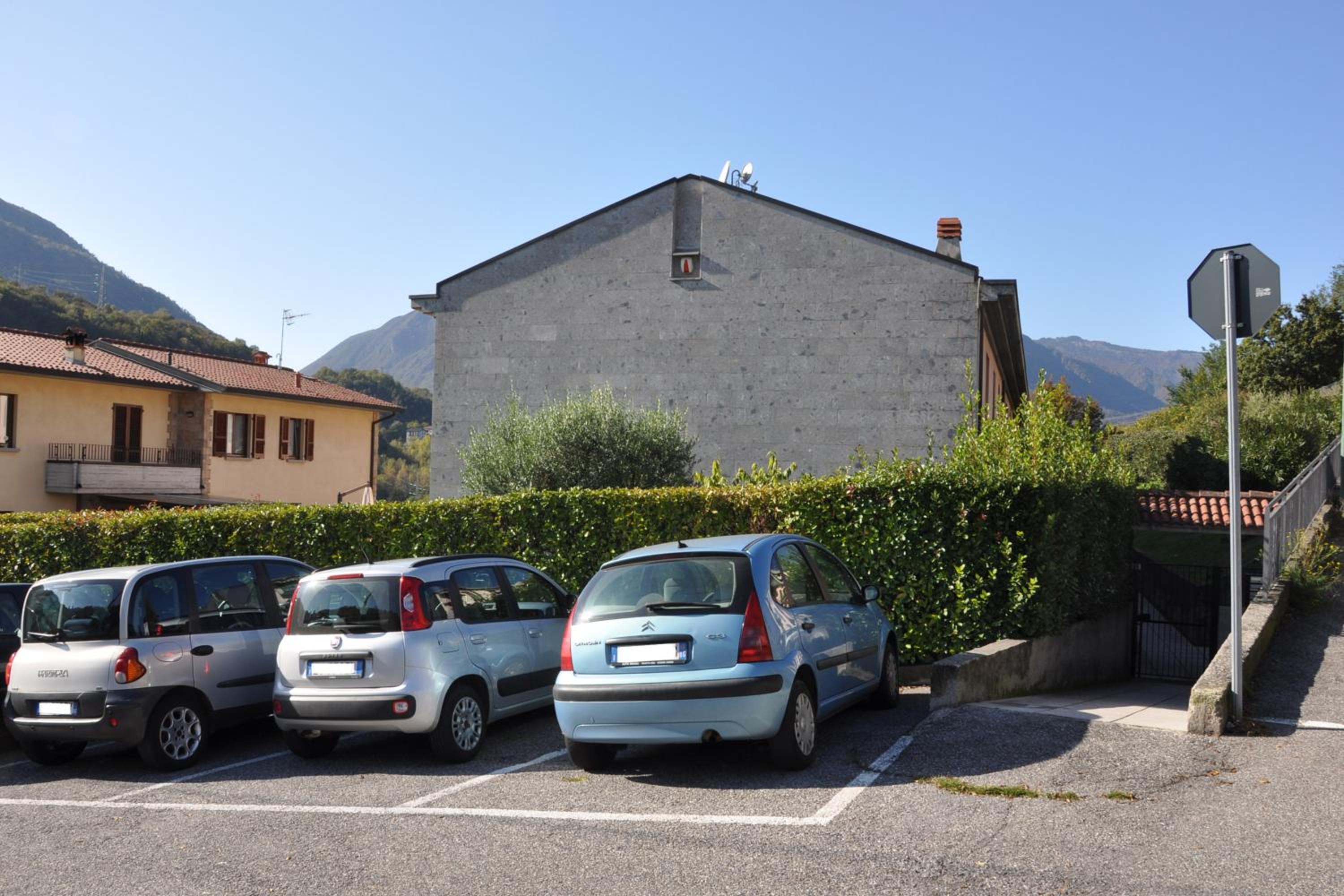 Apartment - Photo 4