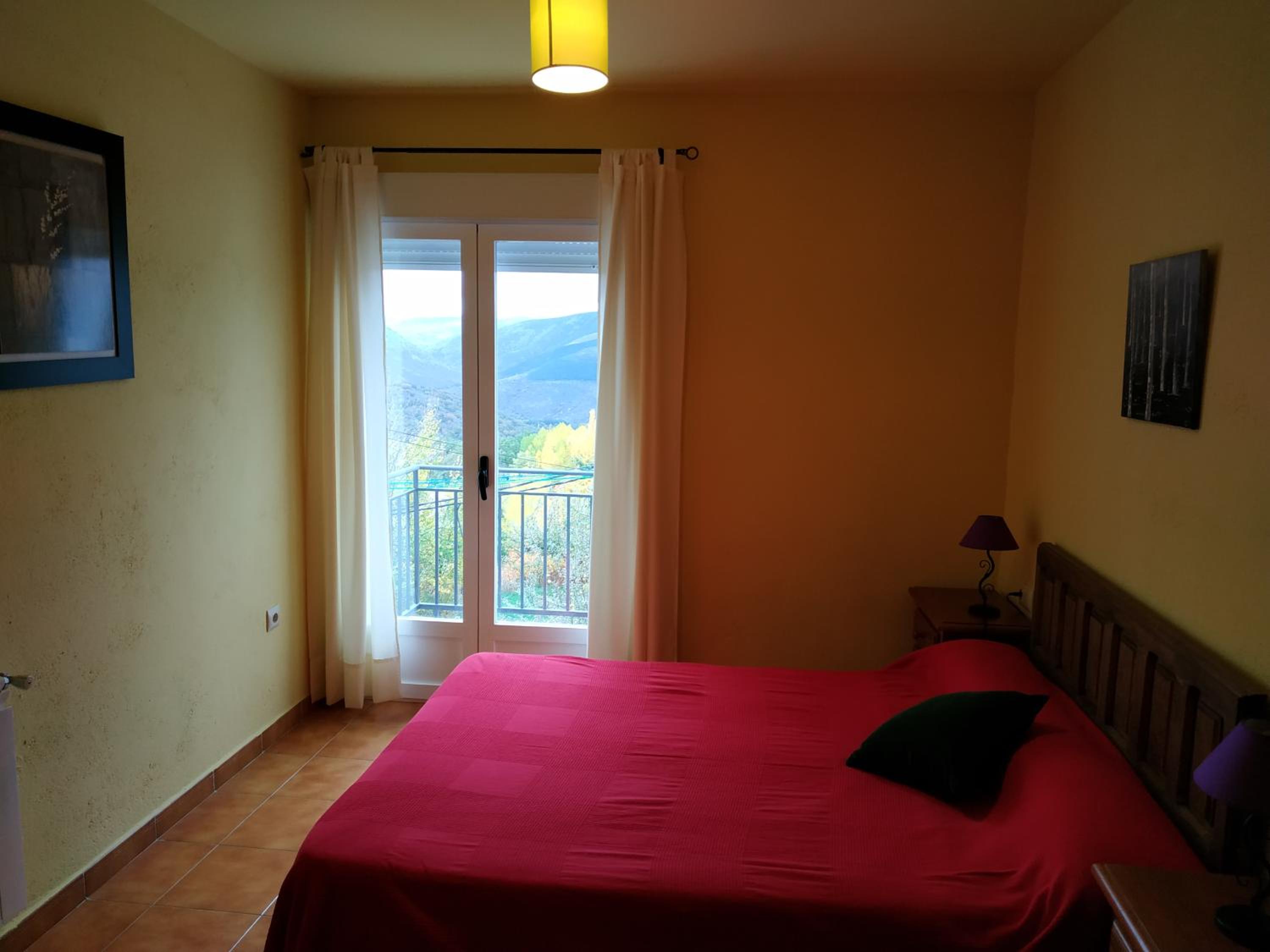 Four-Bedroom House - Photo 2