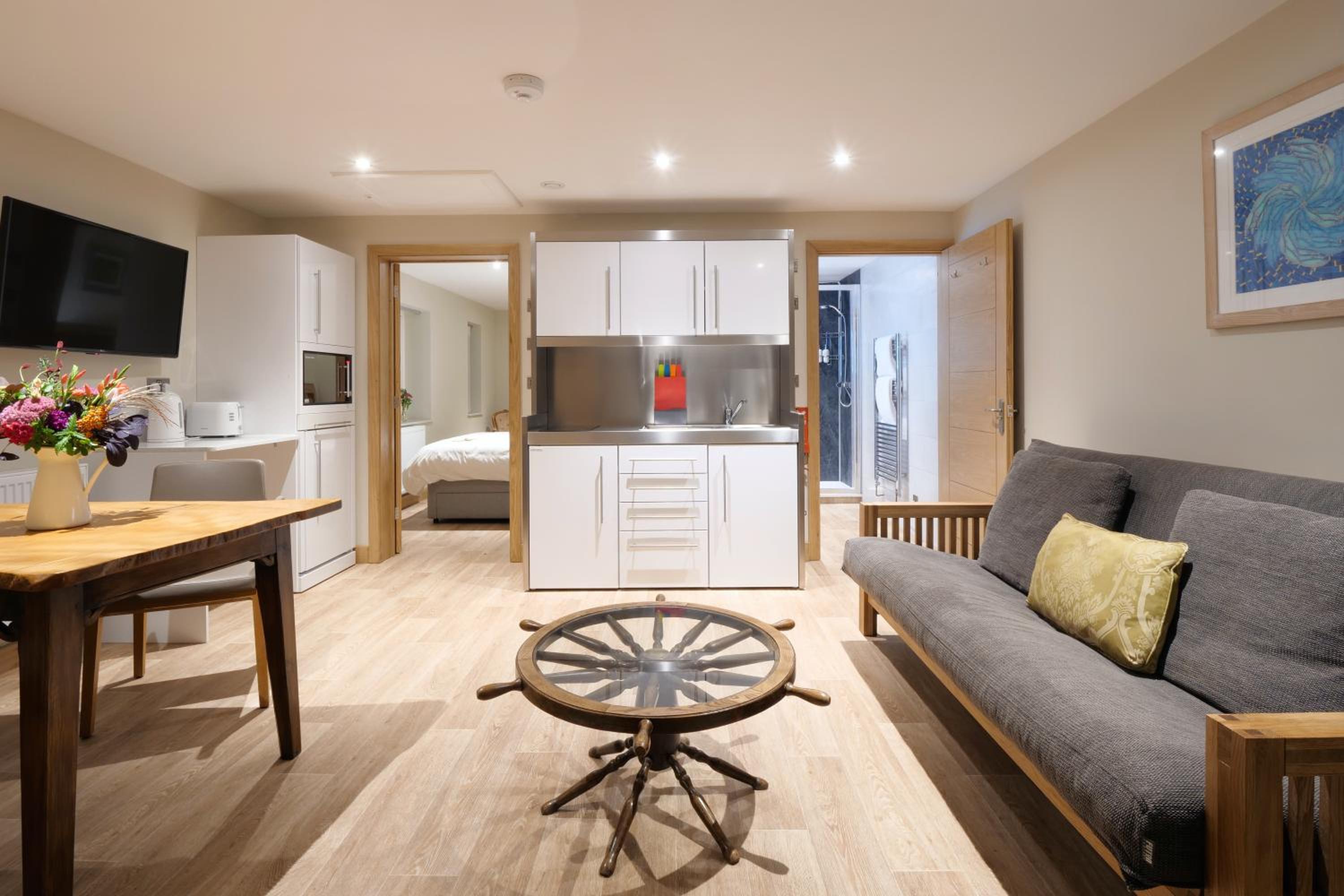 Superior One-Bedroom Holiday Home