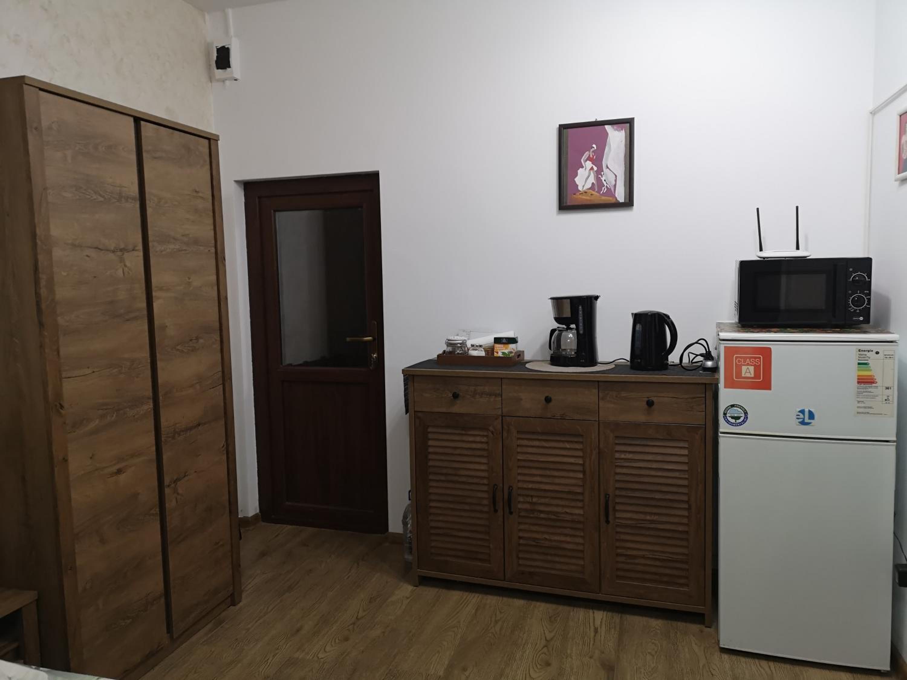 Double Room with Extra Bed - Photo 11