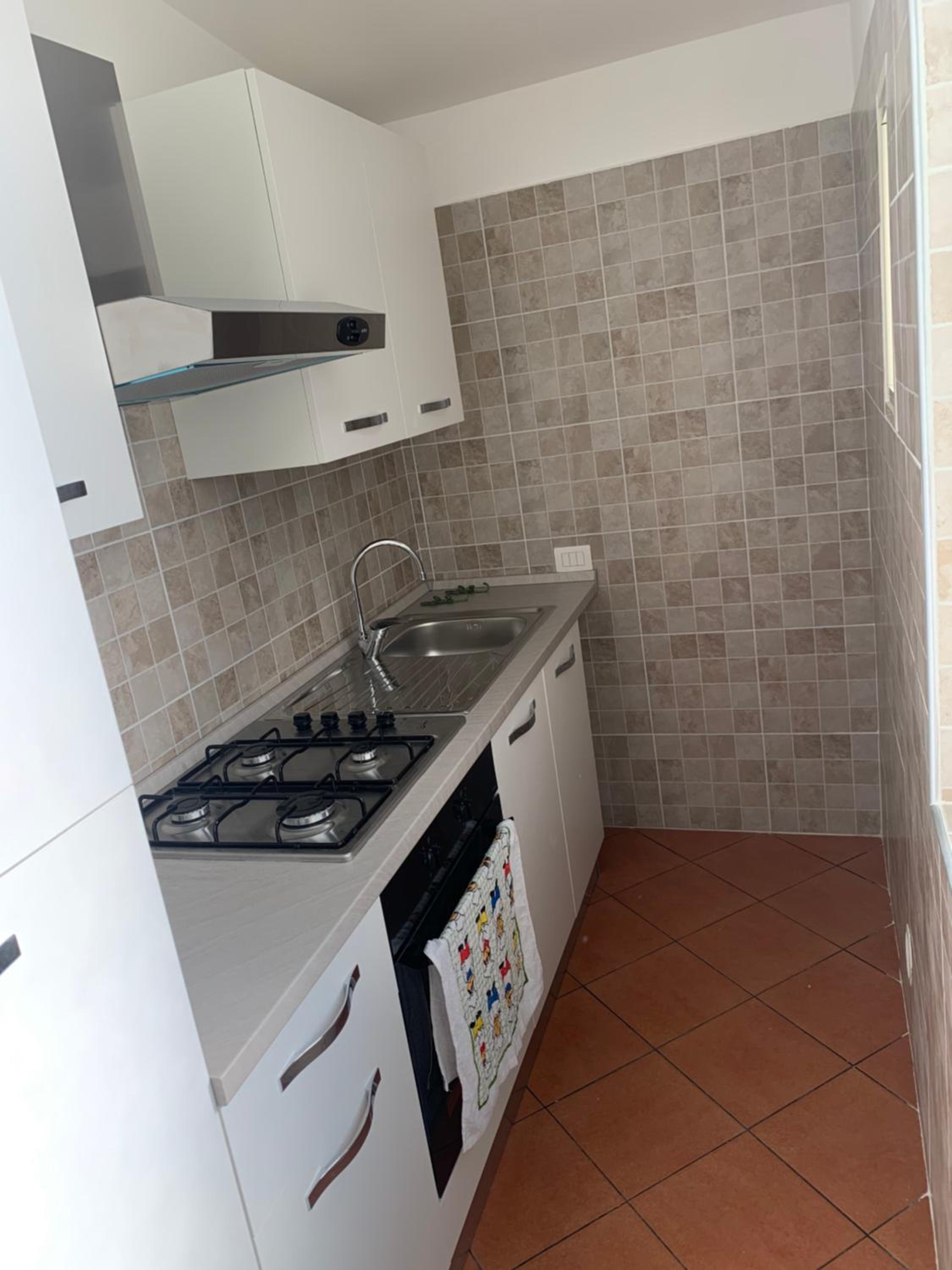 Double Room with Private Bathroom - Photo 13