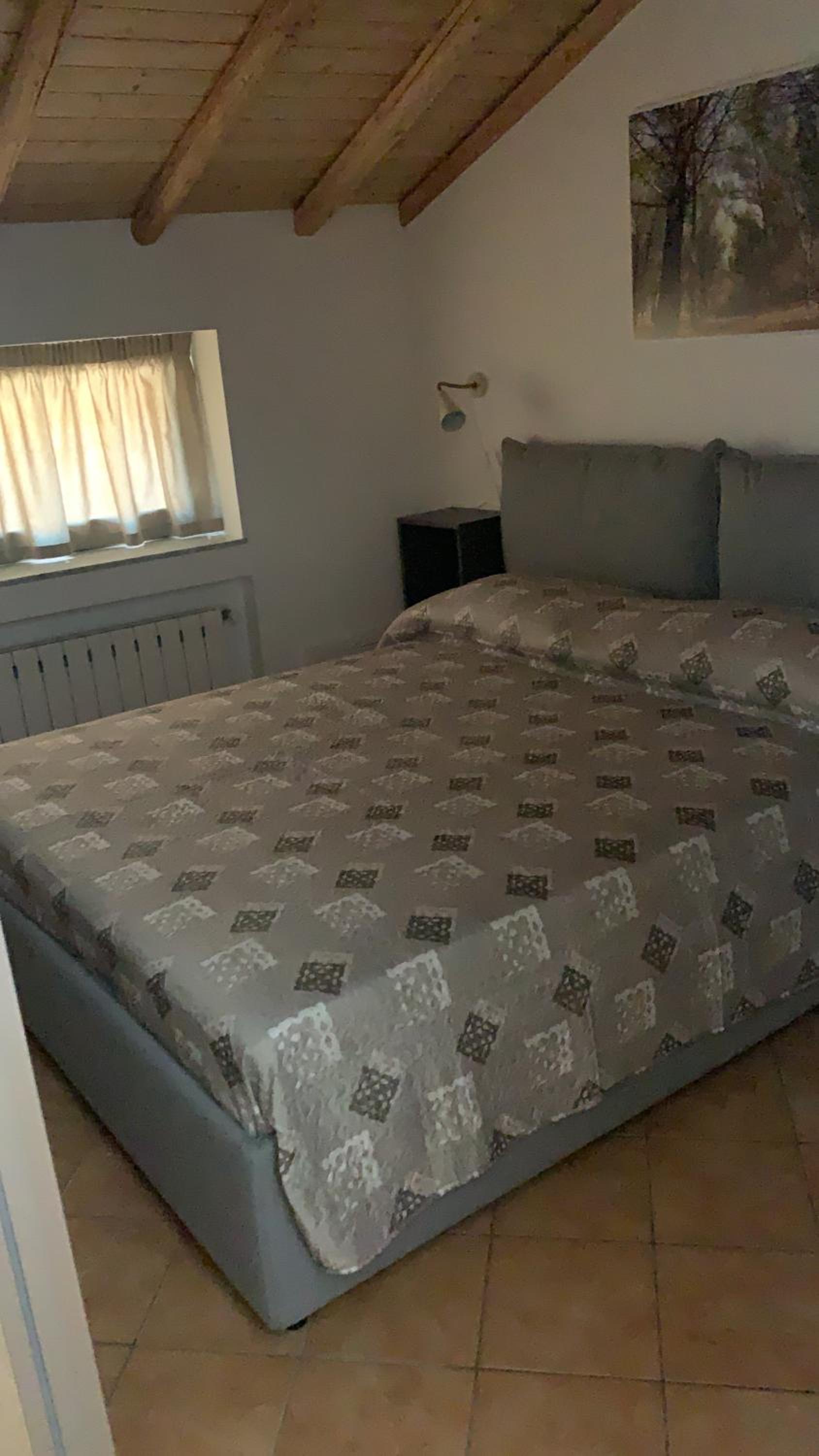 Double Room with Private Bathroom - Photo 3