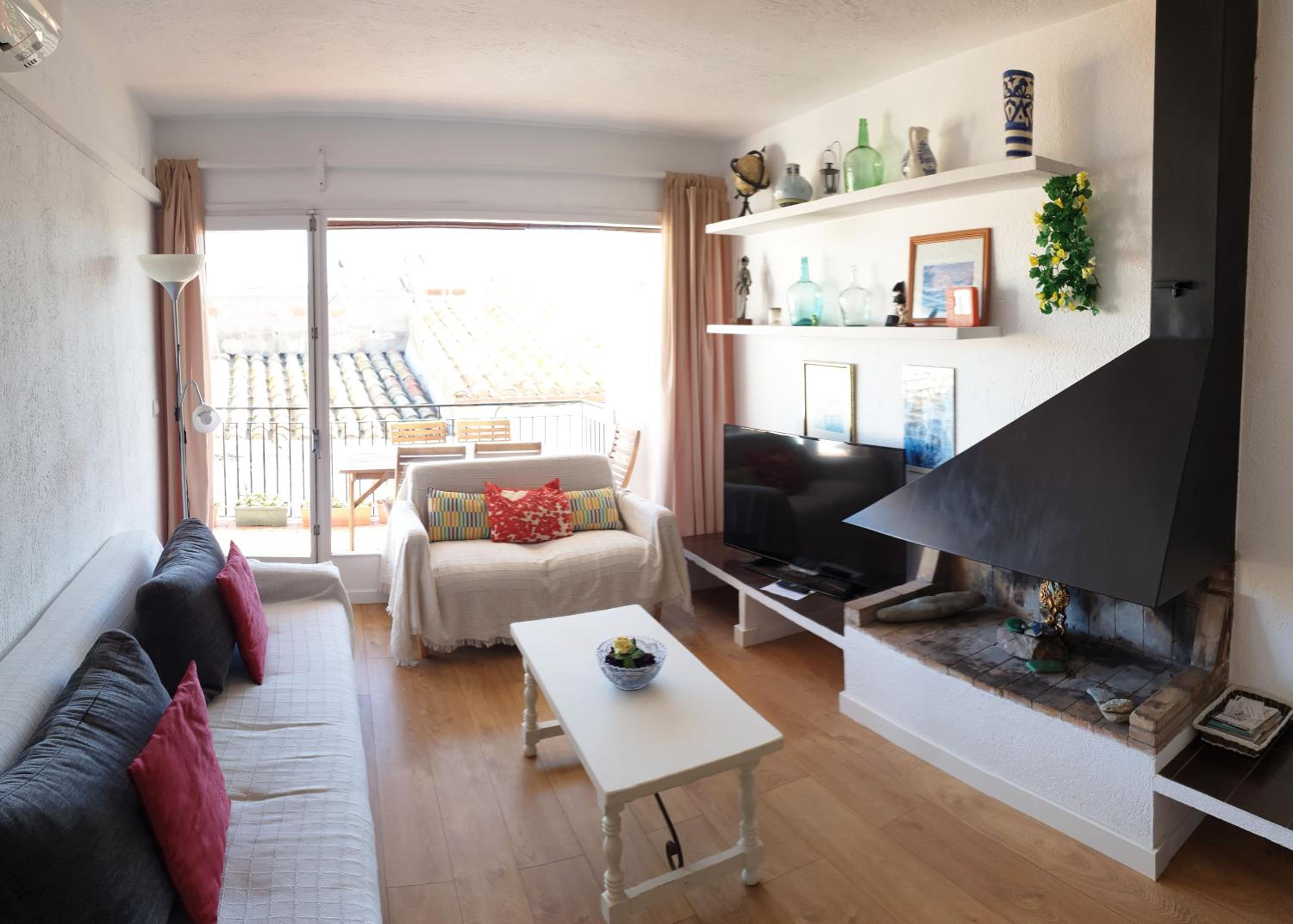 Apartment photo 2