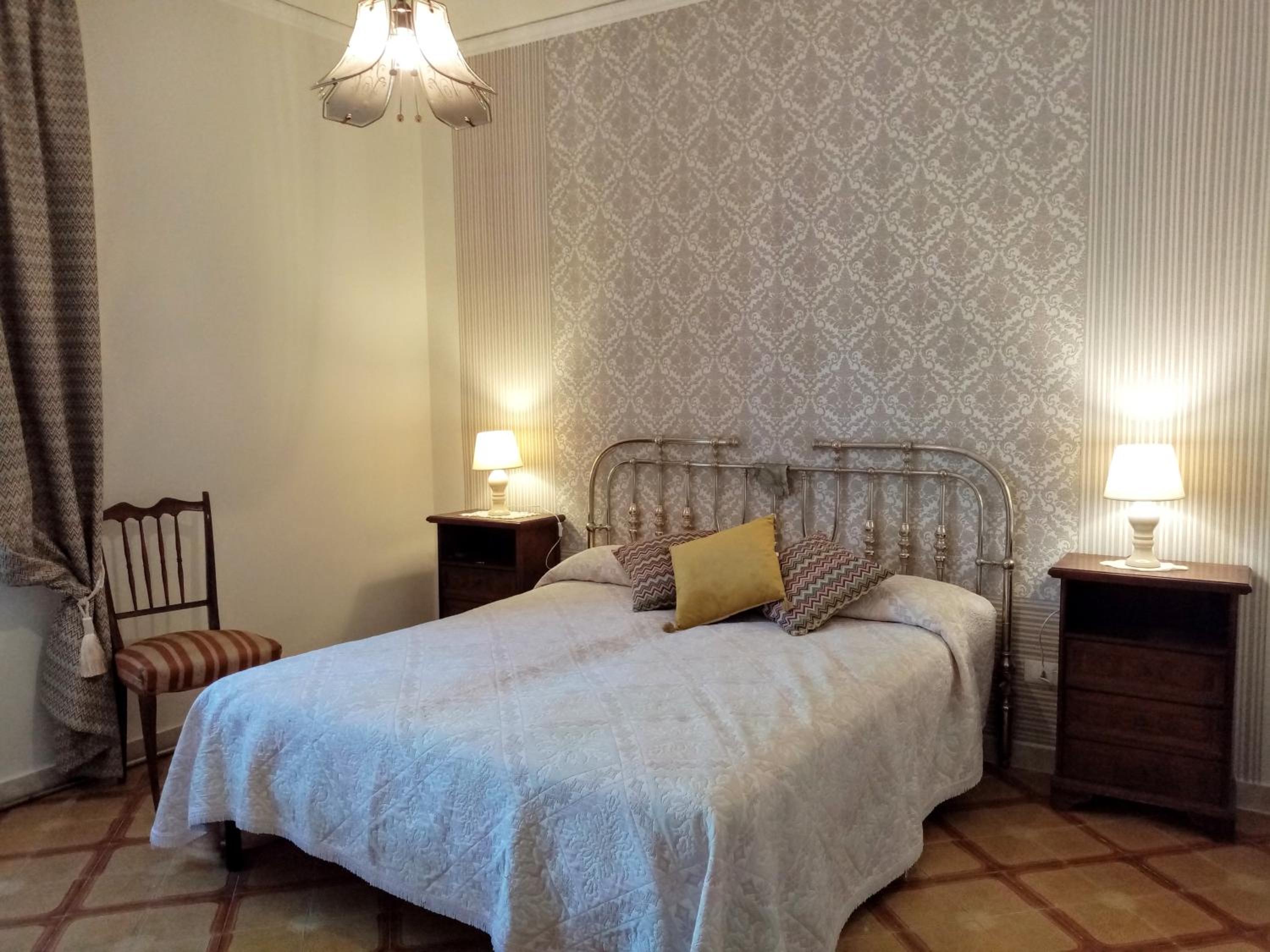 Three-Bedroom Villa - Photo 21