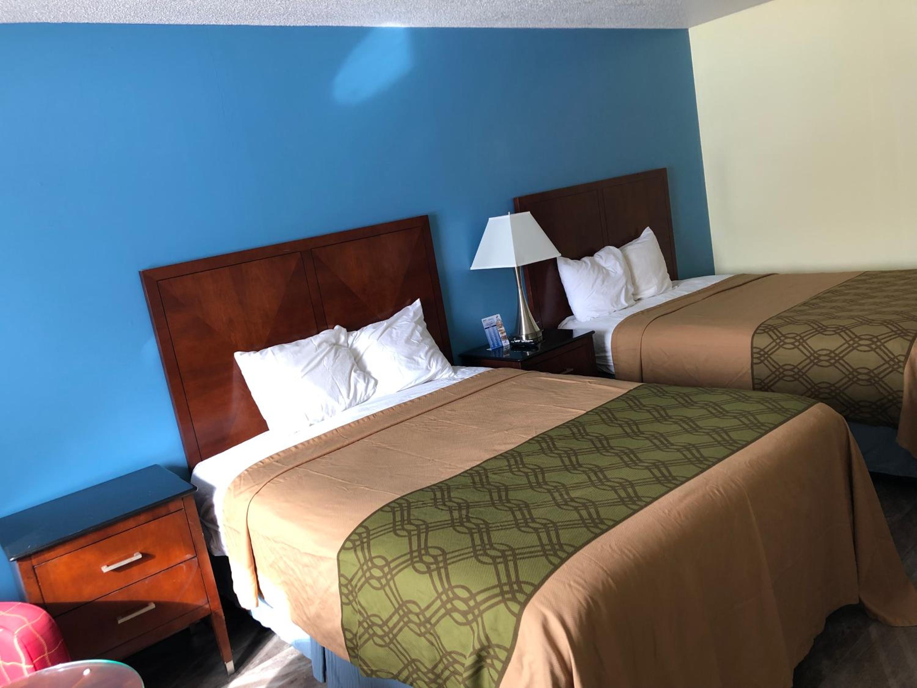 Queen Room with Two Queen Beds - Photo 1