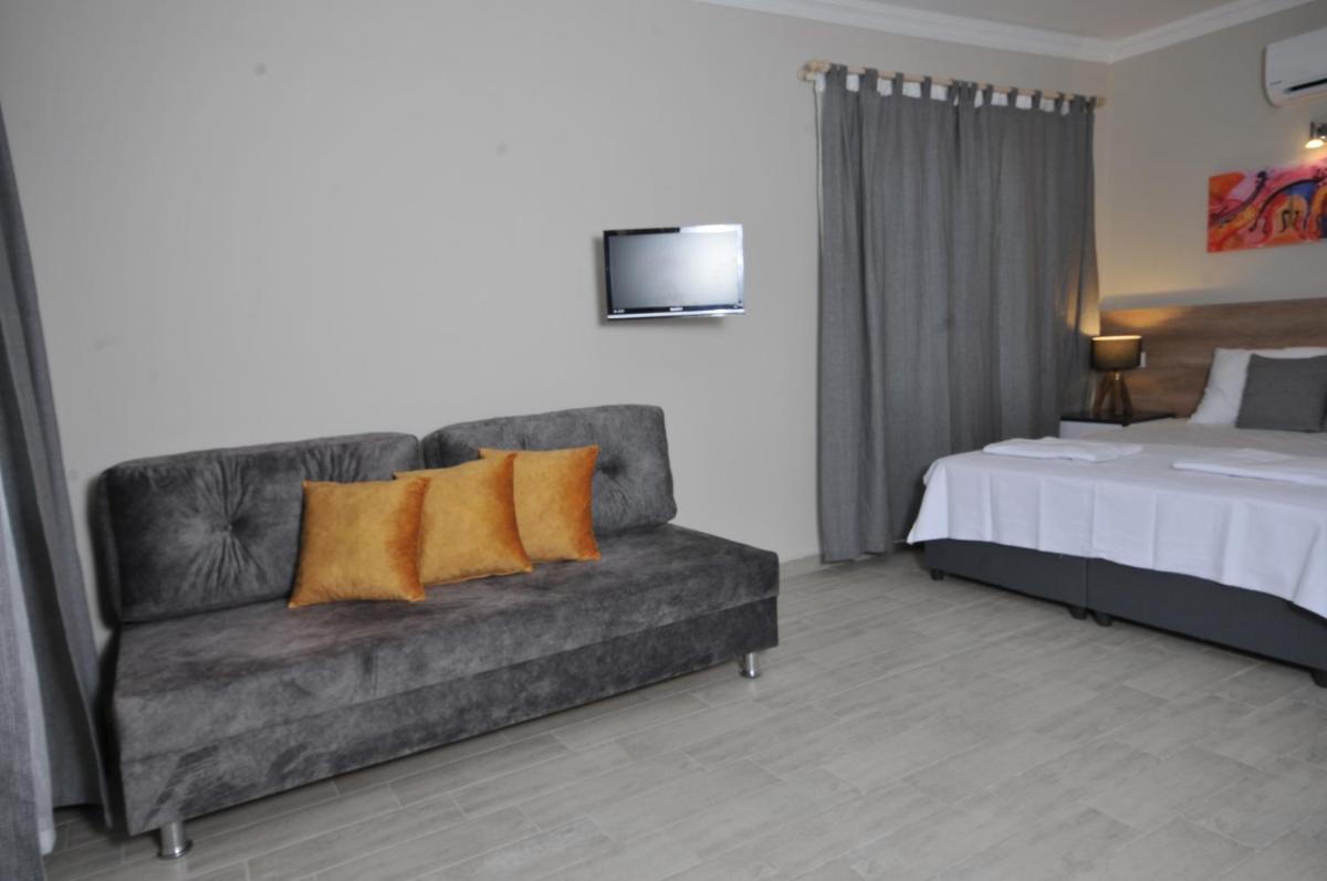 Standard Triple Room photo 1