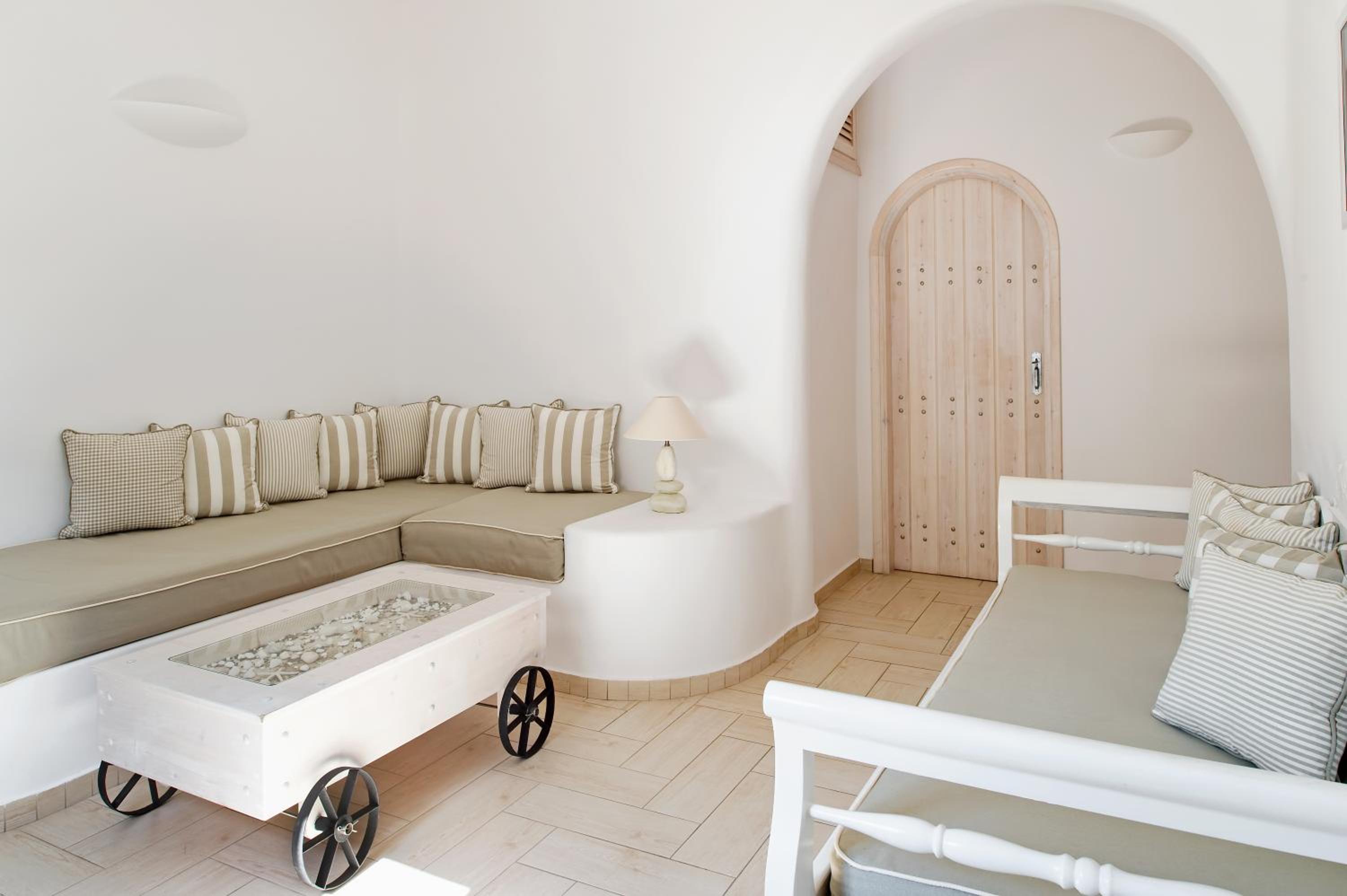Superior Suite - Photo 1