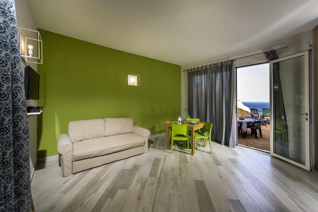 Two-Bedroom House photo 2
