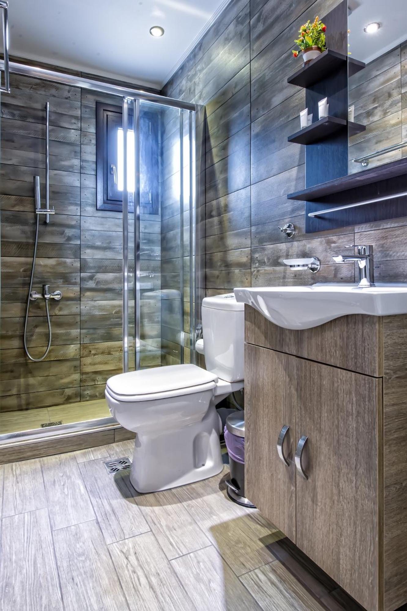 Standard Double Room - Photo 13
