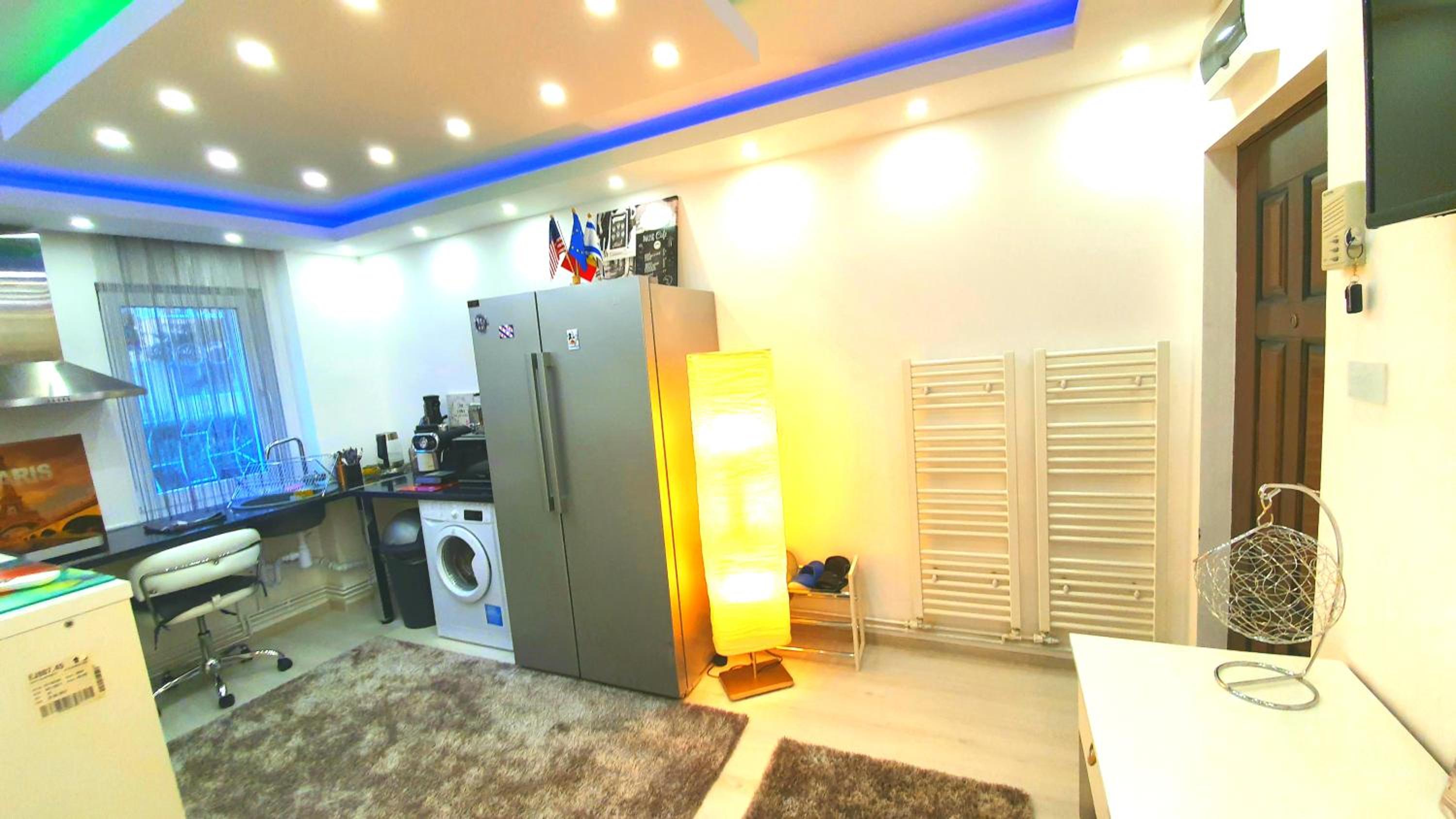 Two-Bedroom Apartment - Photo 33