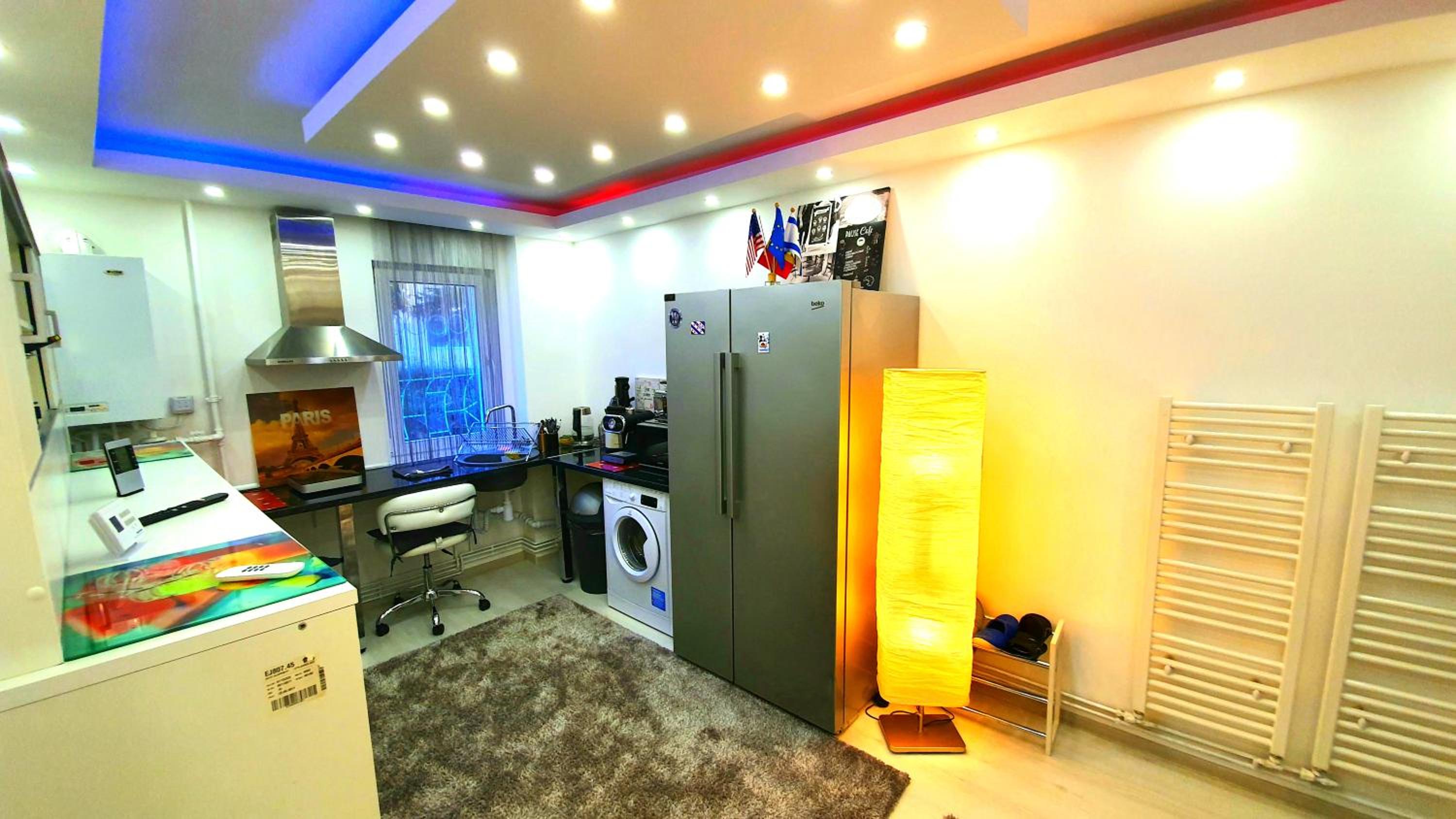 Two-Bedroom Apartment - Photo 32