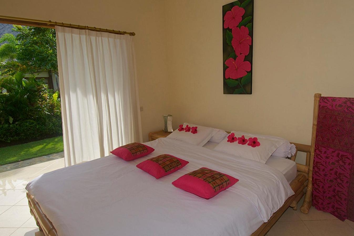 Villa with Private Pool photo 1