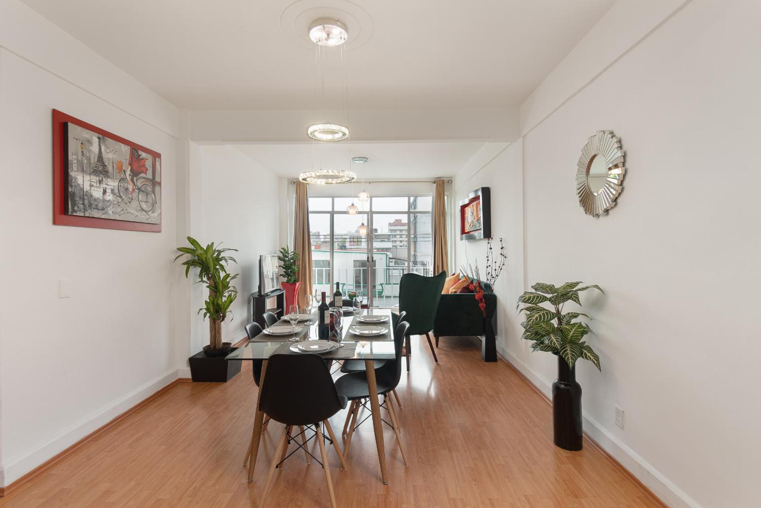 Apartment with Balcony - Photo 10