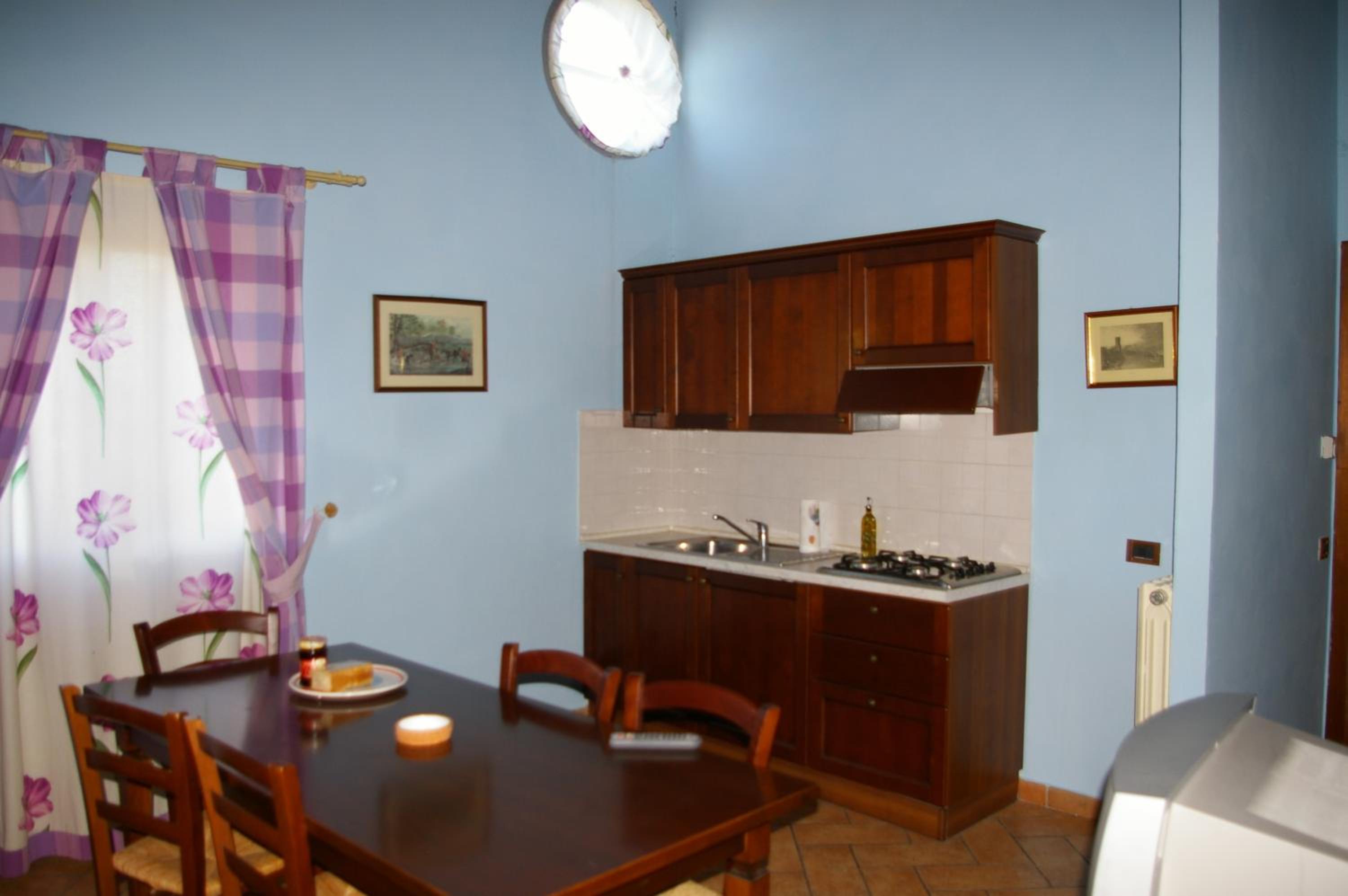 Two-Bedroom Apartment - Photo 9