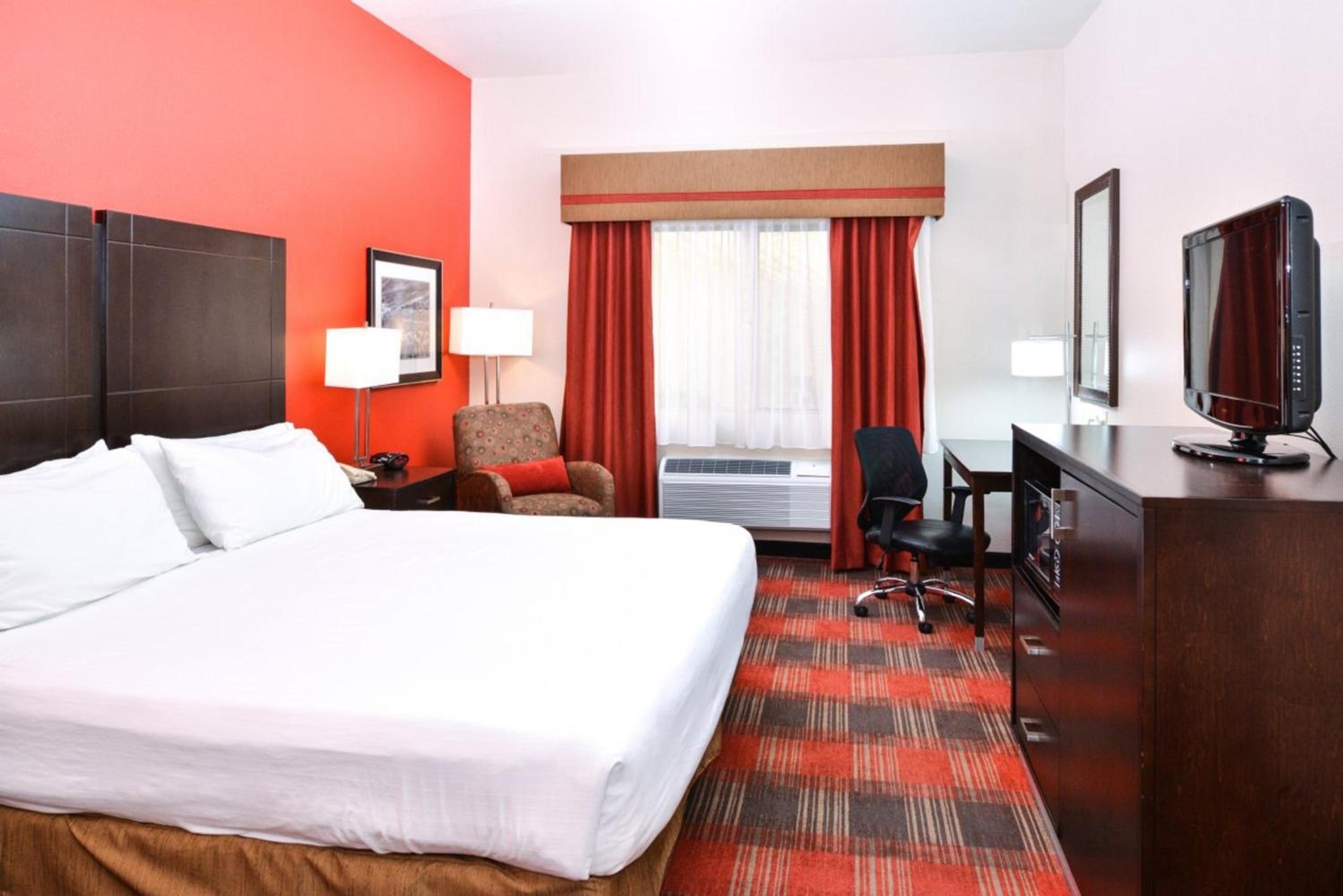 Standard King Room - Photo 1