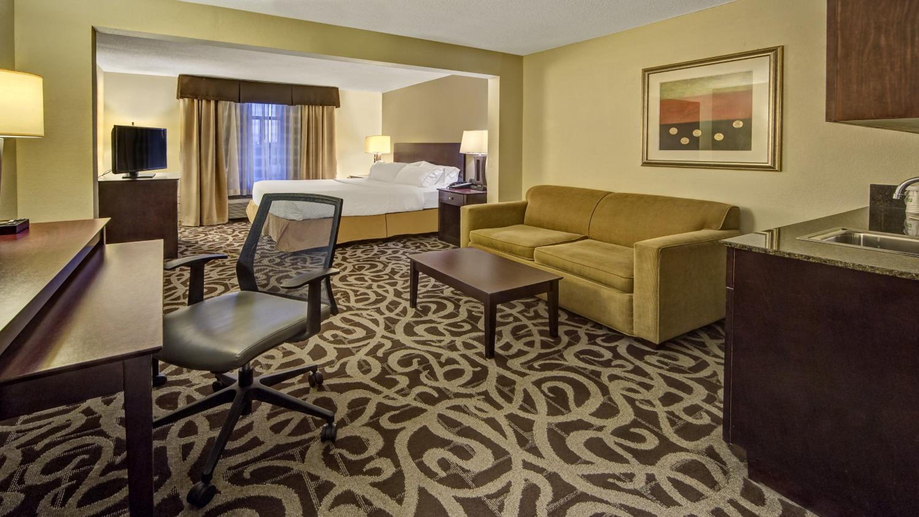 King Suite photo 2