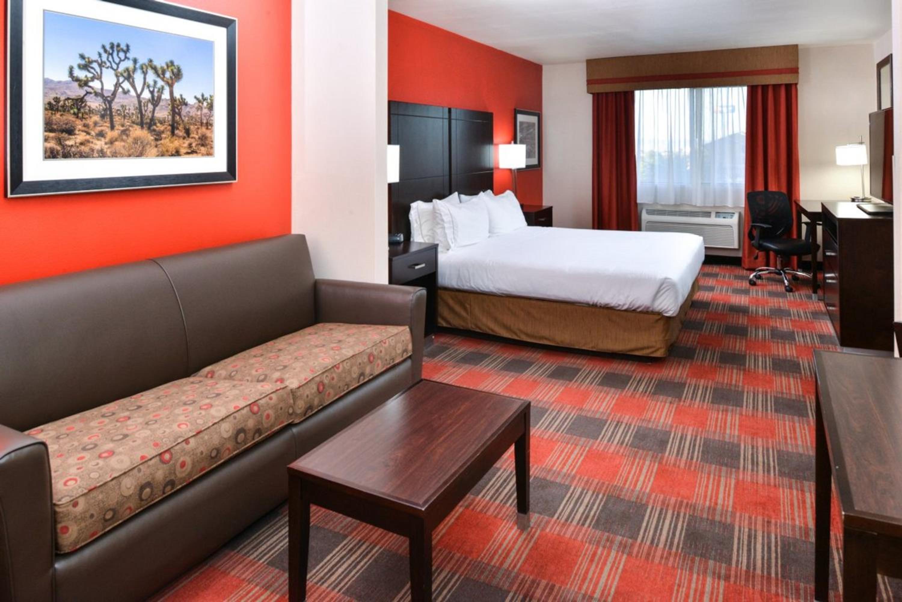 King Suite - Photo 1