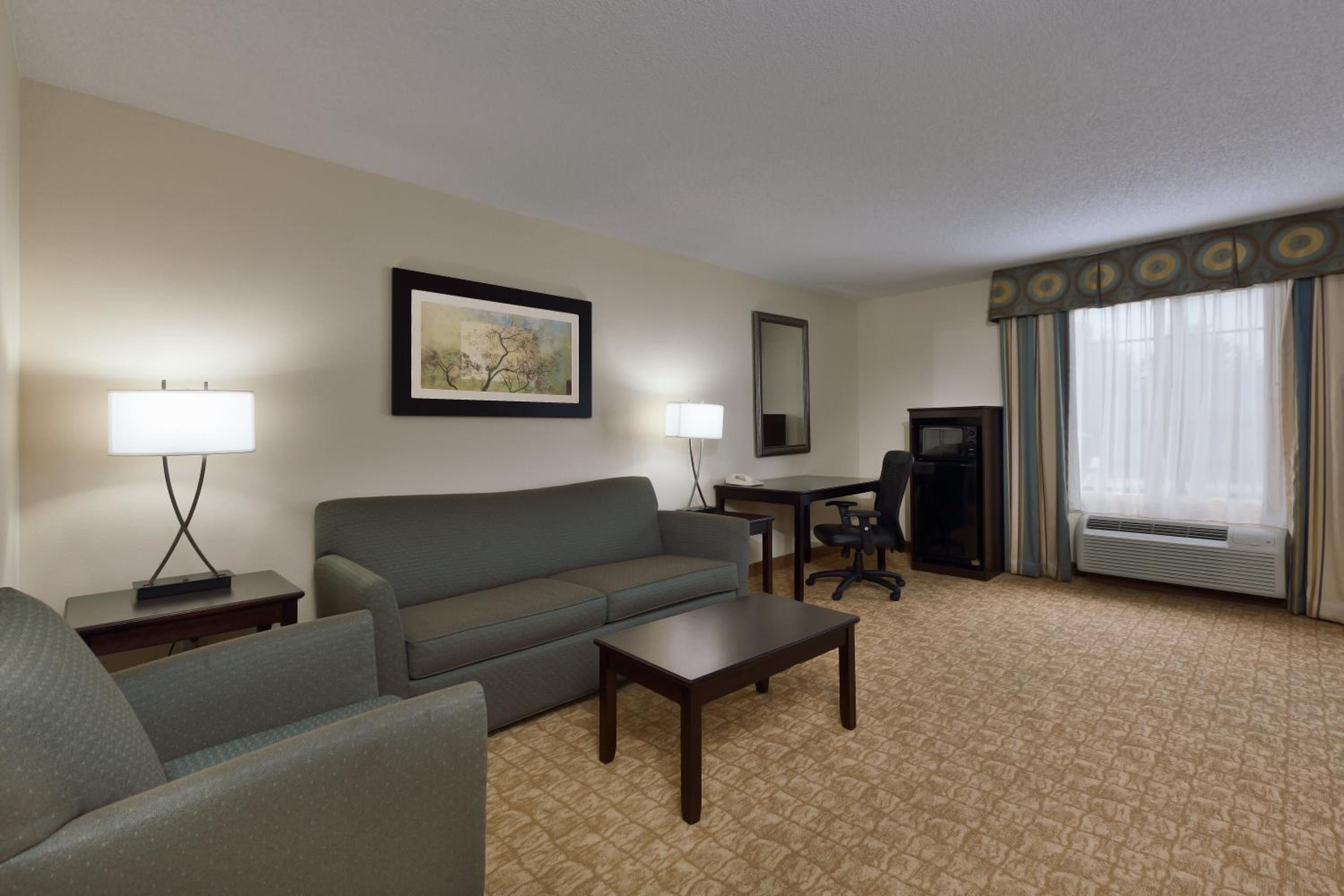 King Suite - Photo 1